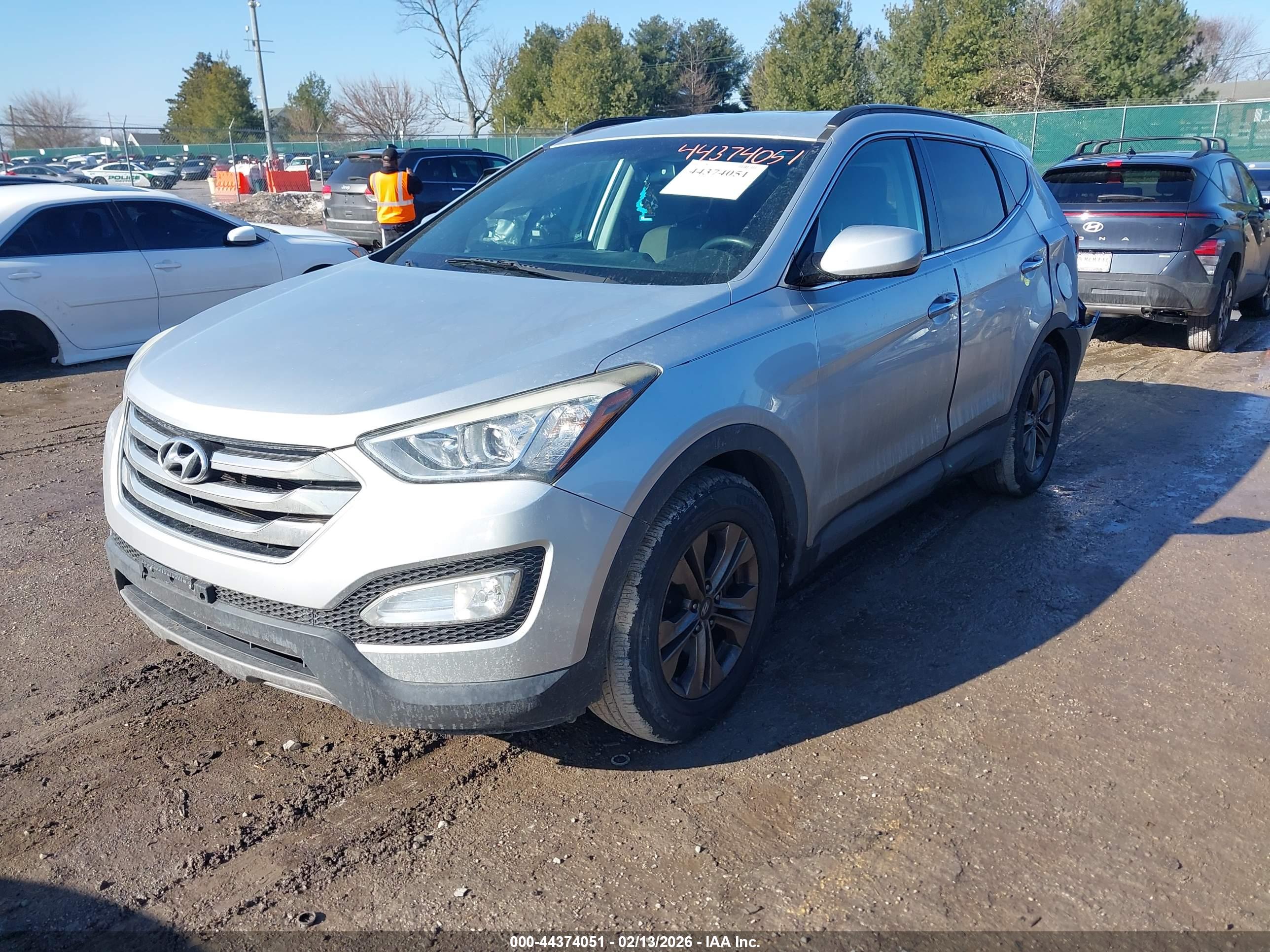 HYUNDAI SANTA image 2