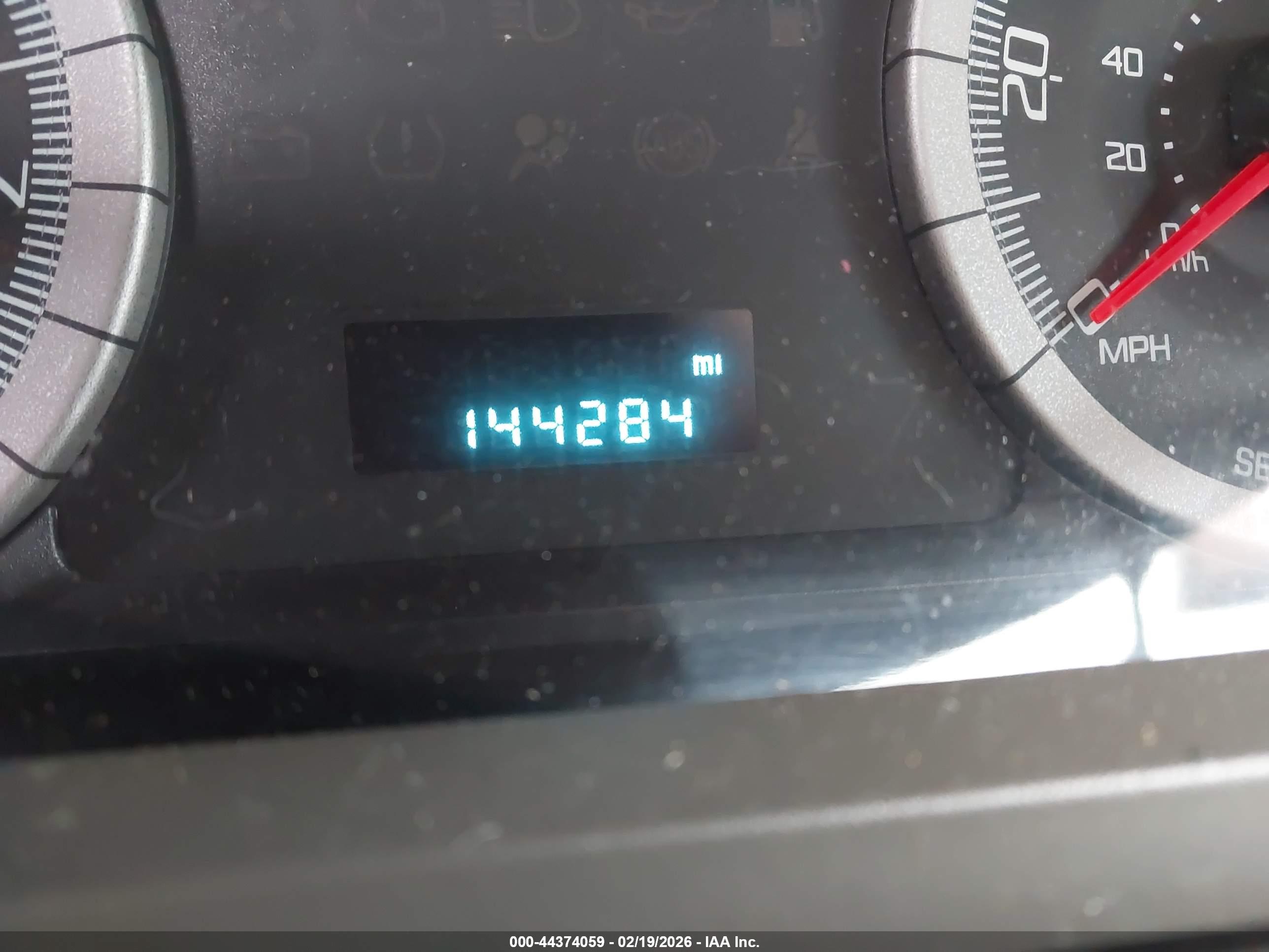 FORD ESCAPE image 7