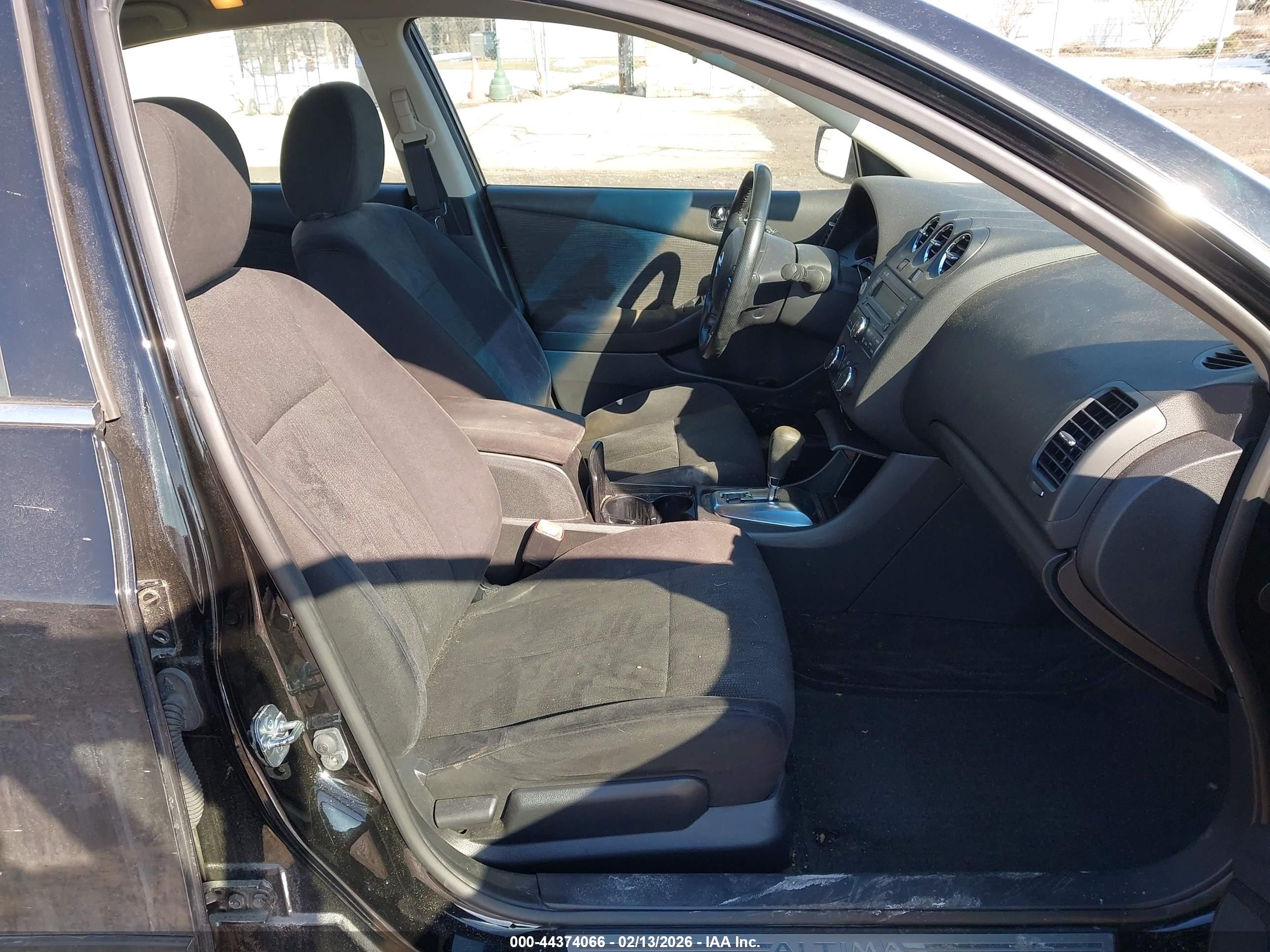 NISSAN ALTIMA image 5