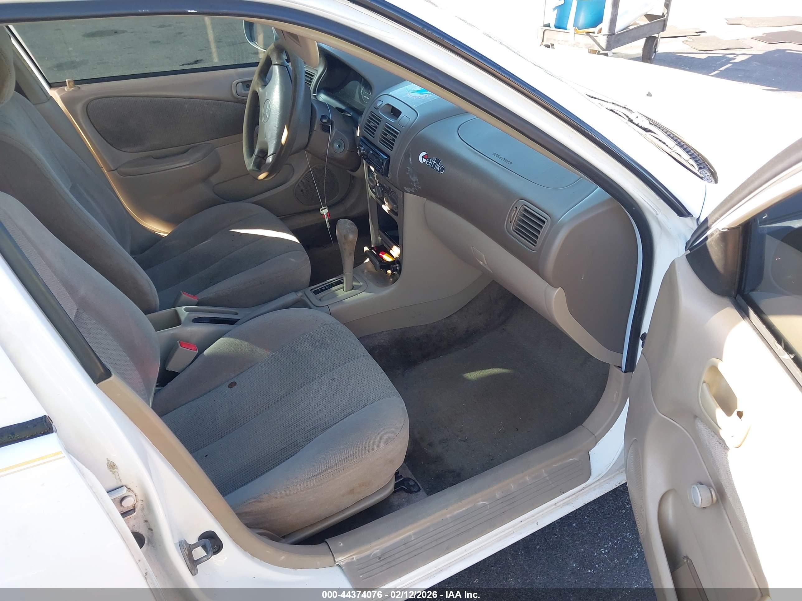 TOYOTA COROLLA image 5