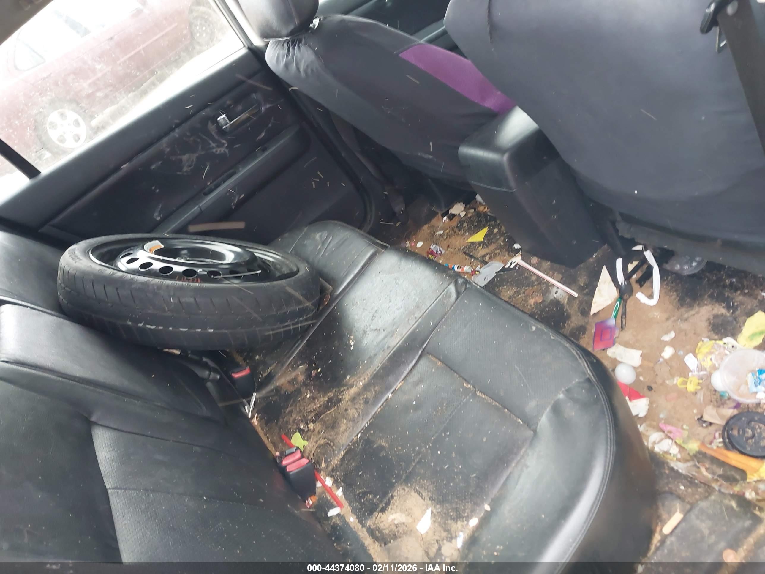 NISSAN SENTRA image 8