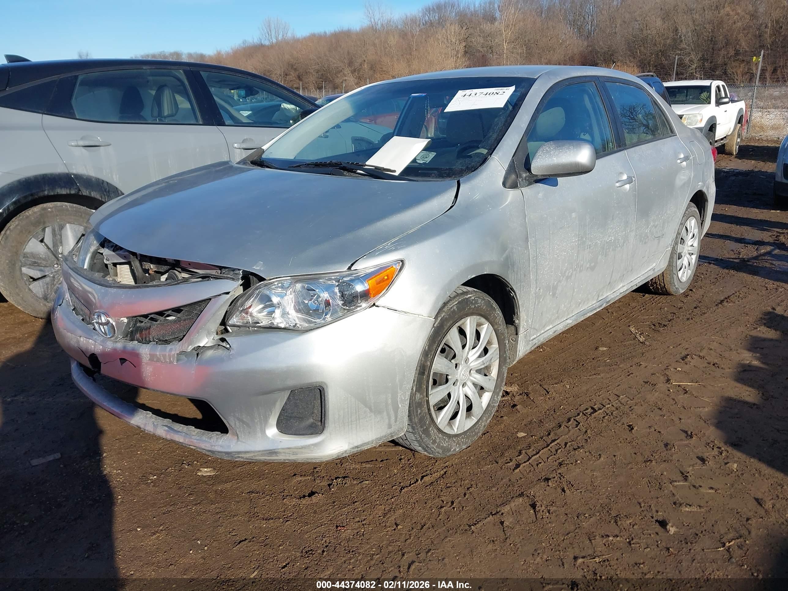 TOYOTA COROLLA image 2
