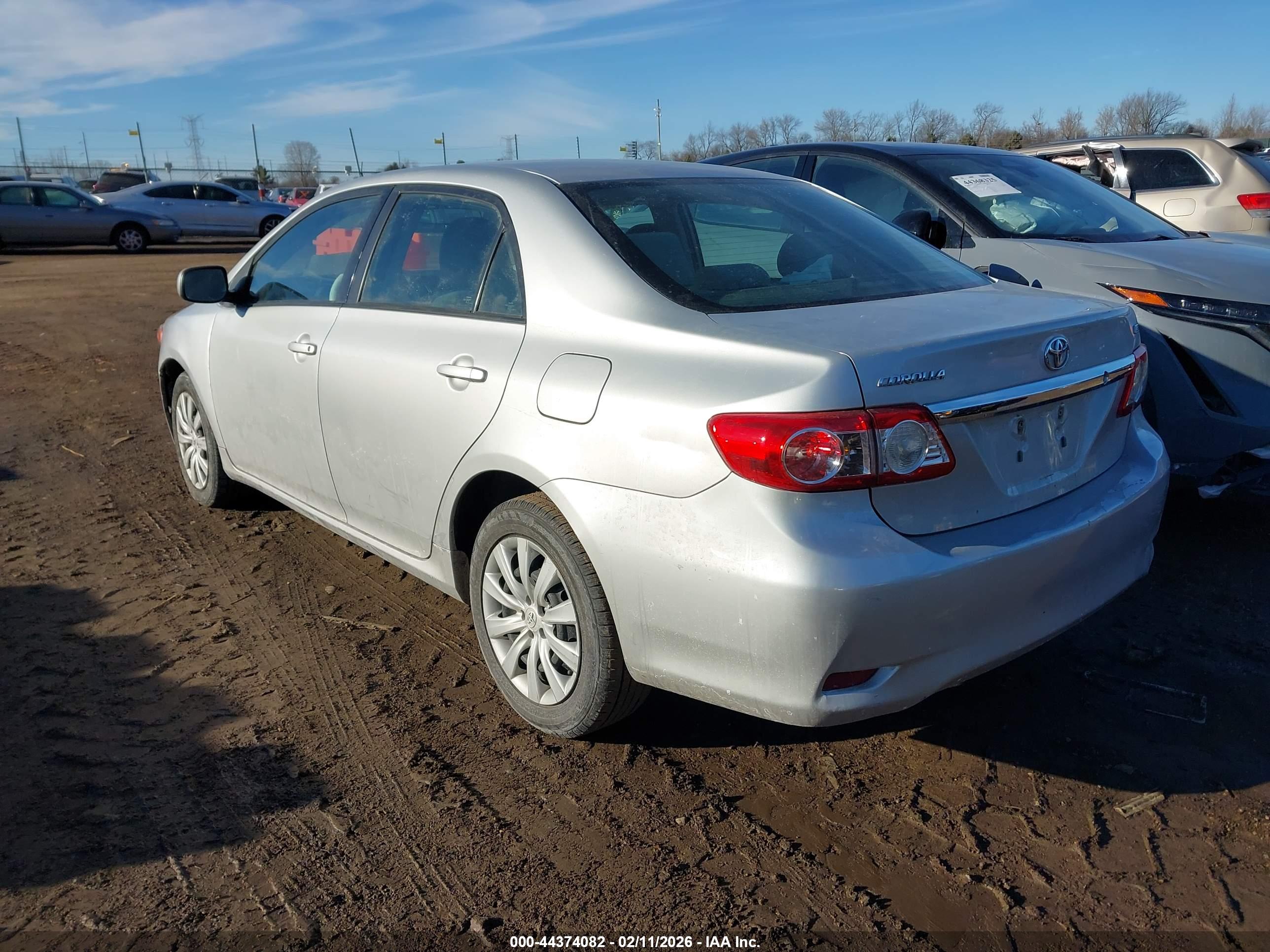 TOYOTA COROLLA image 3