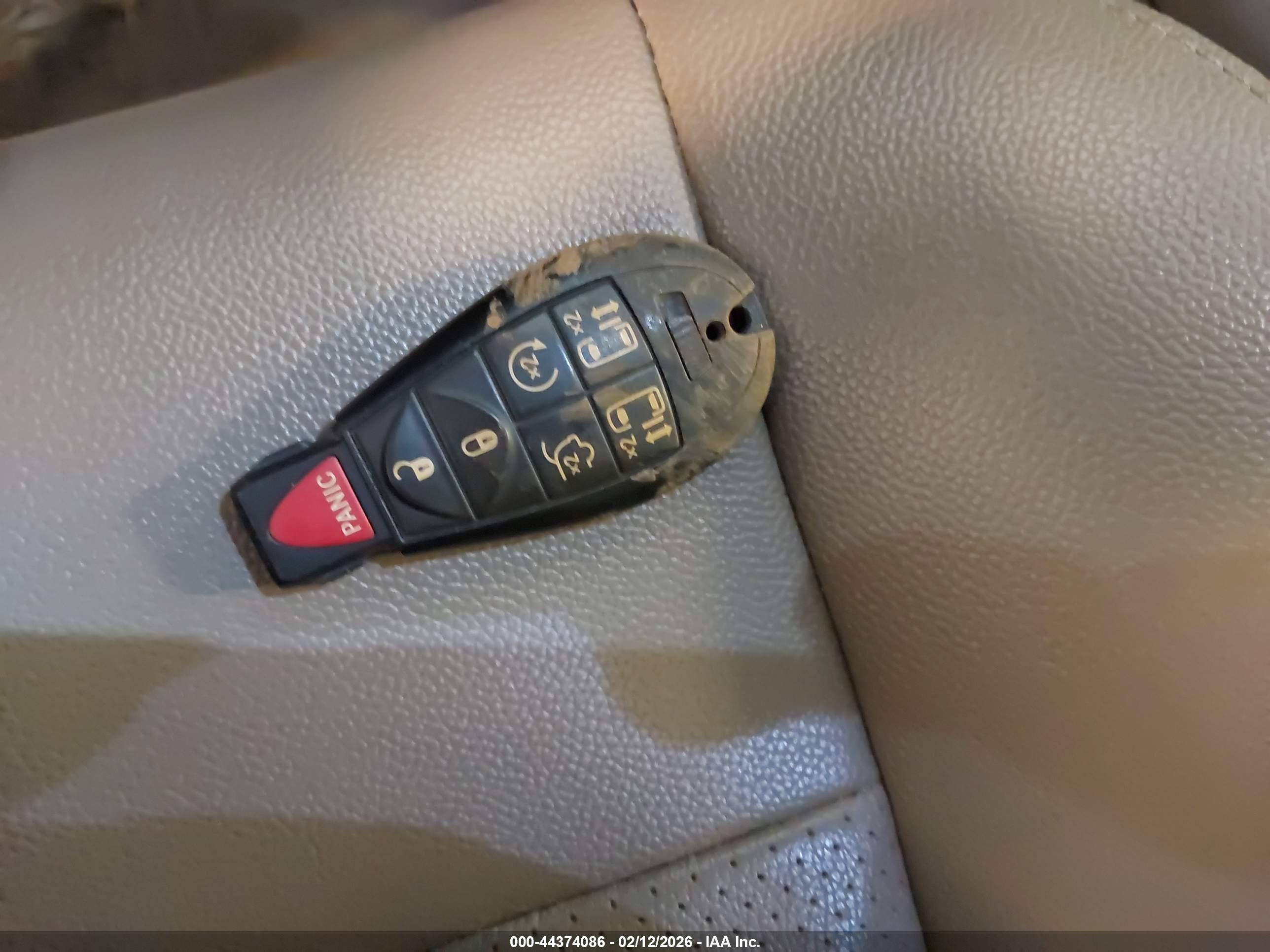 CHRYSLER TOWN image 11