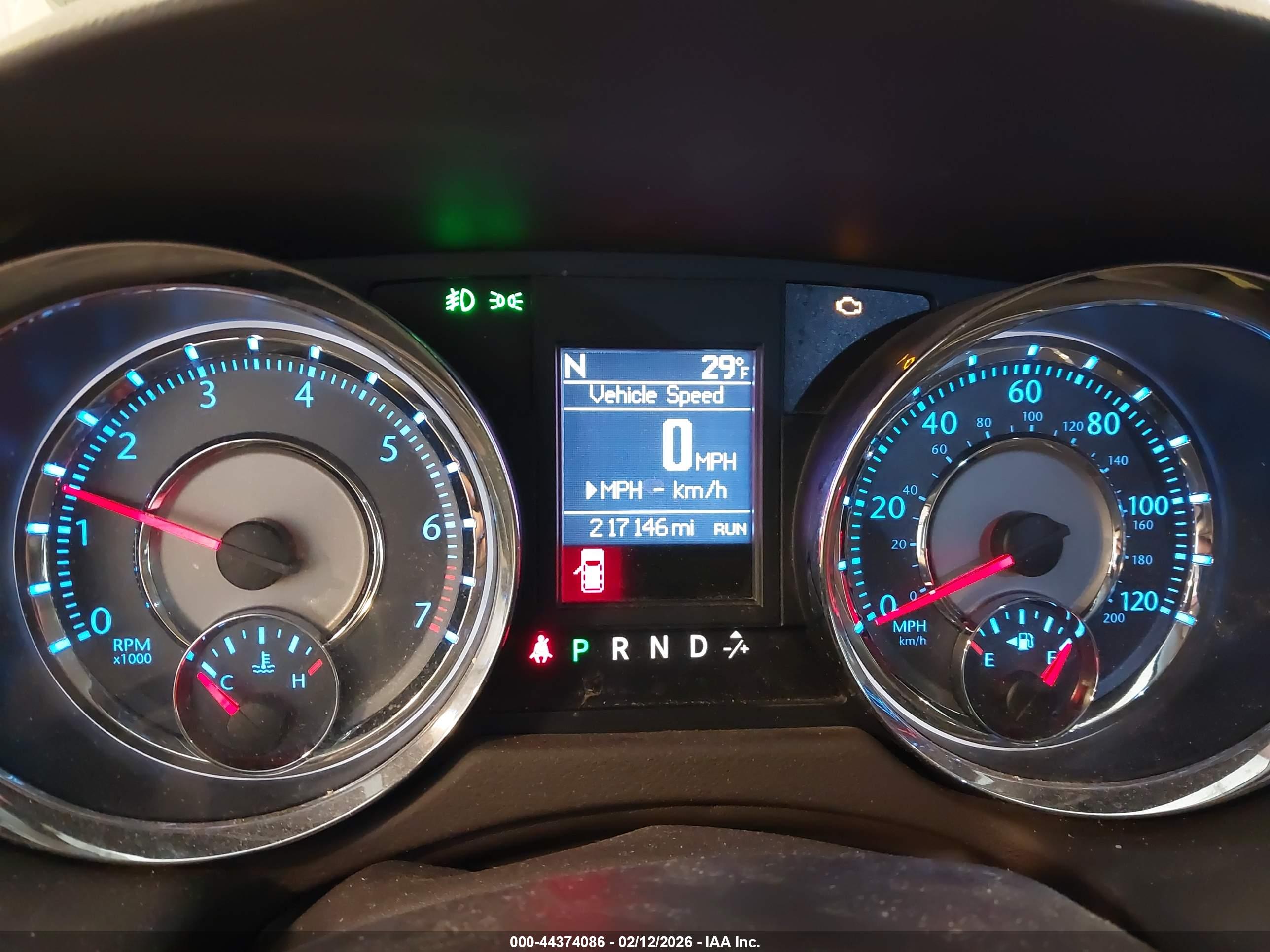 CHRYSLER TOWN image 7
