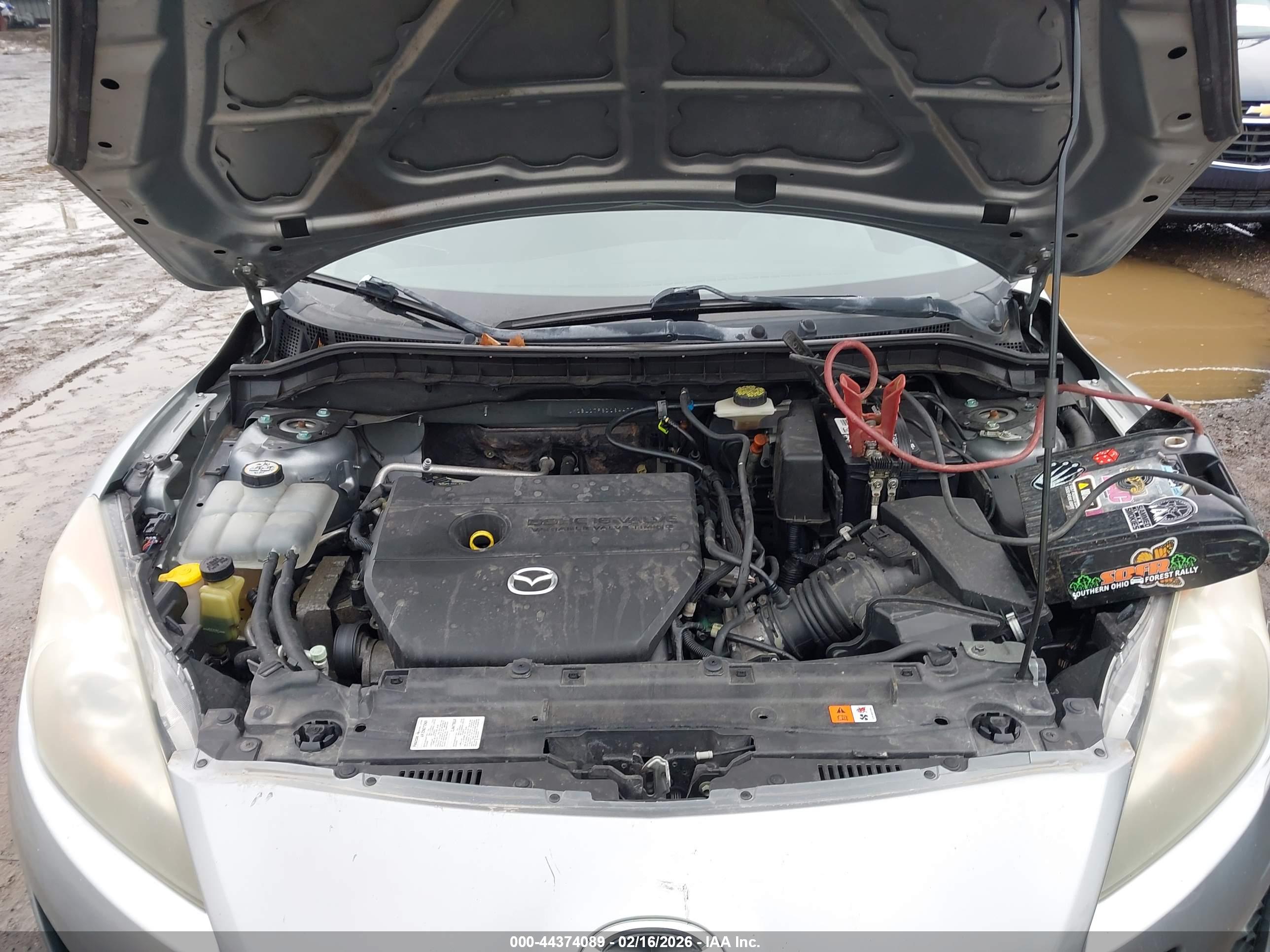 MAZDA MAZDA3 image 10