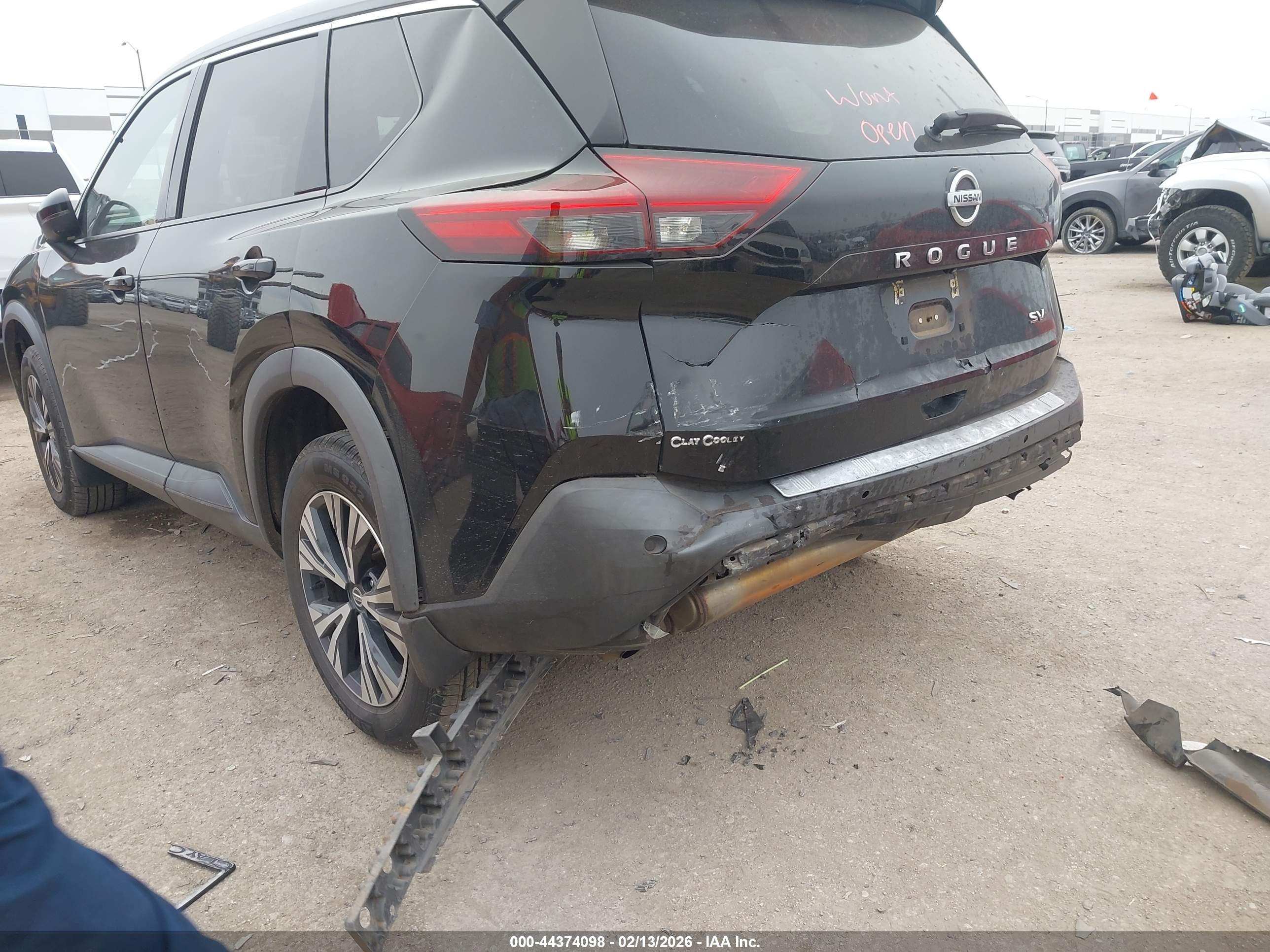 NISSAN ROGUE image 6