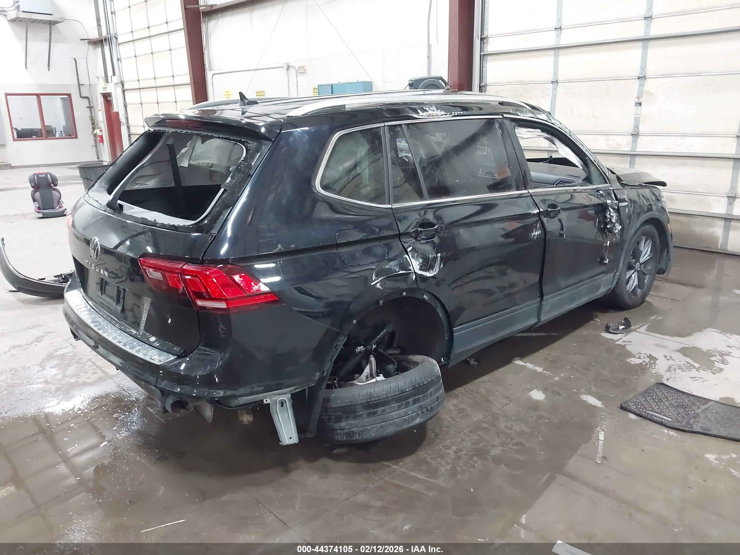VOLKSWAGEN TIGUAN image 4