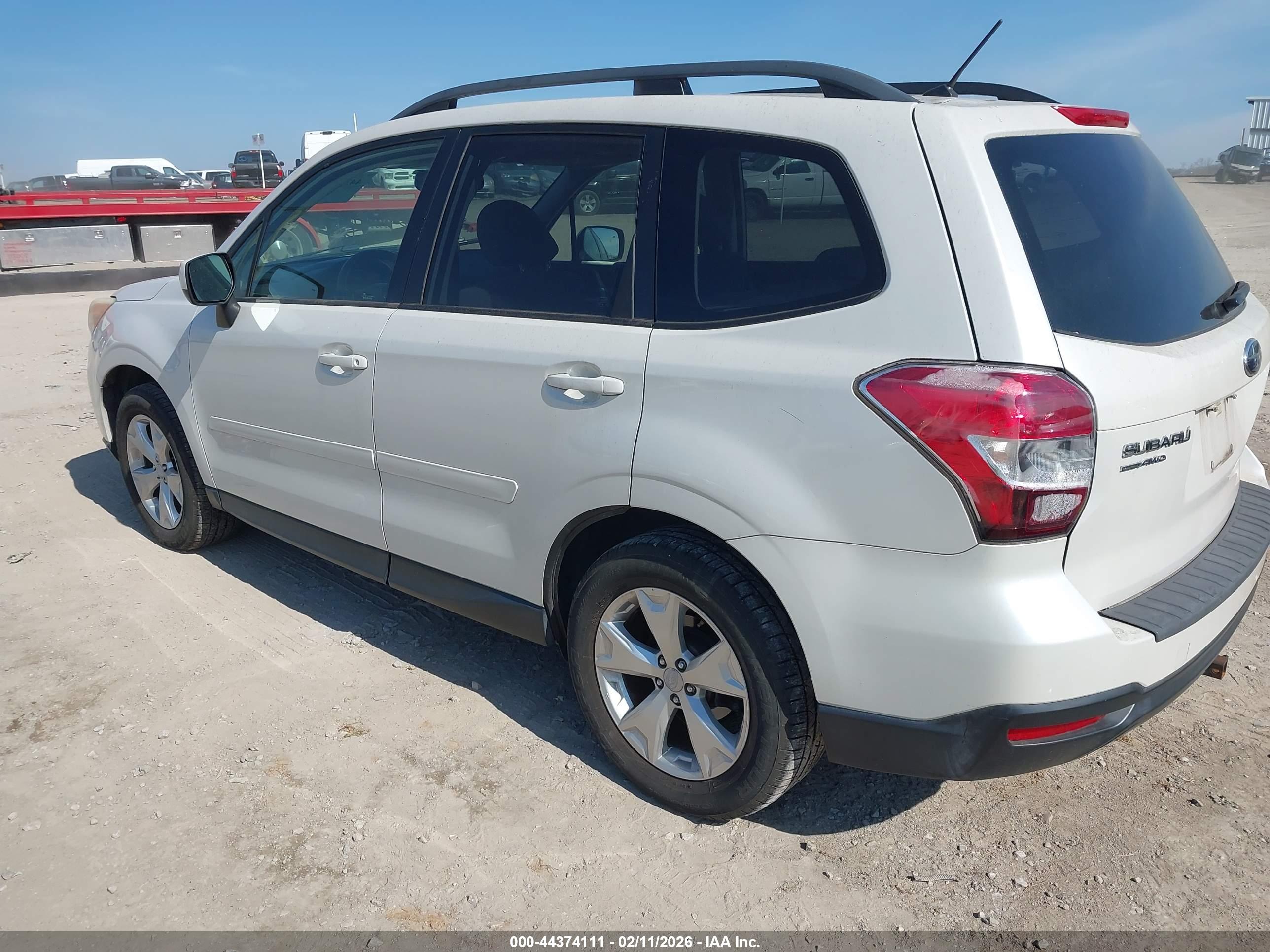 SUBARU FORESTER image 3