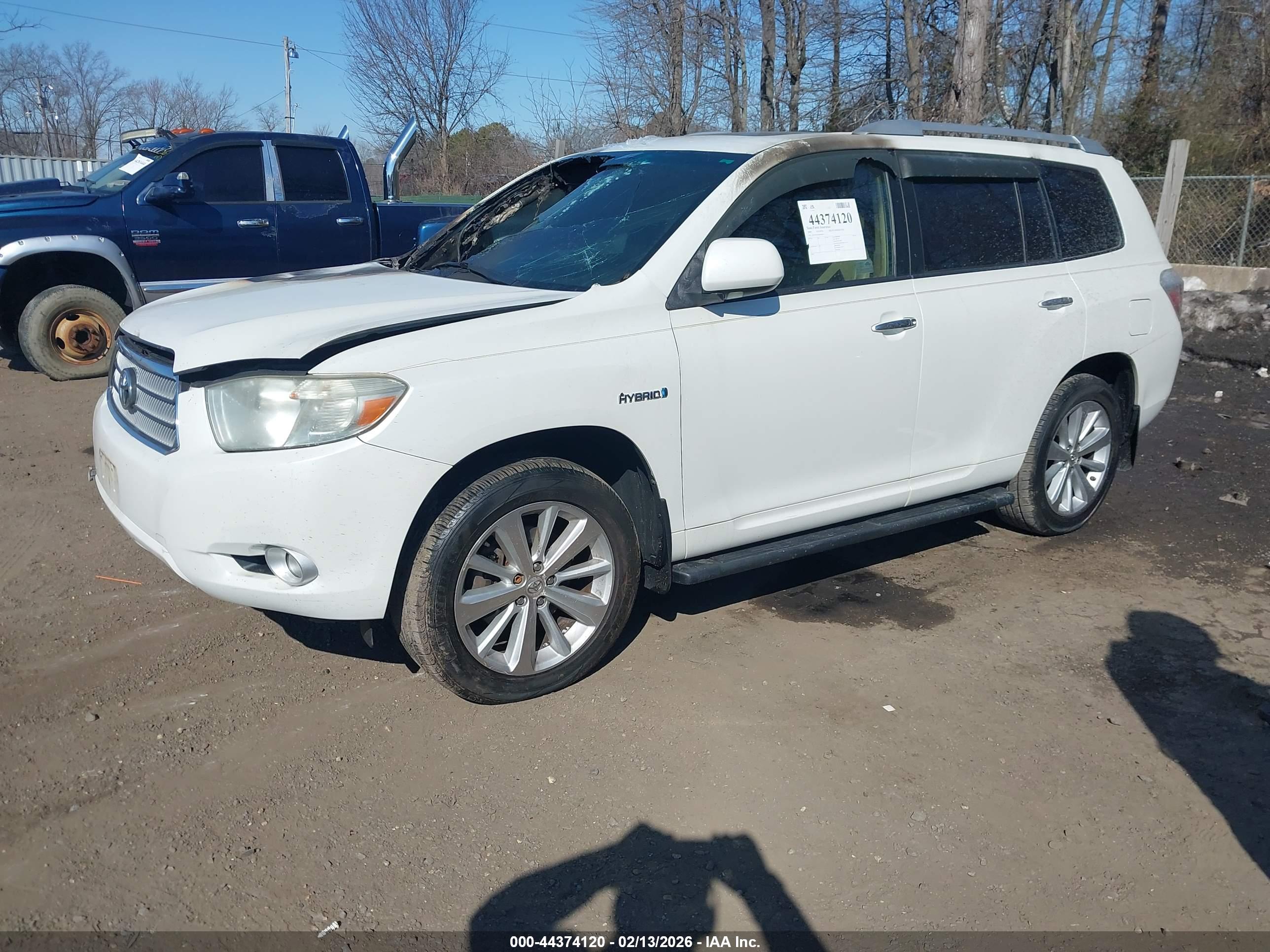 TOYOTA HIGHLANDER image 2