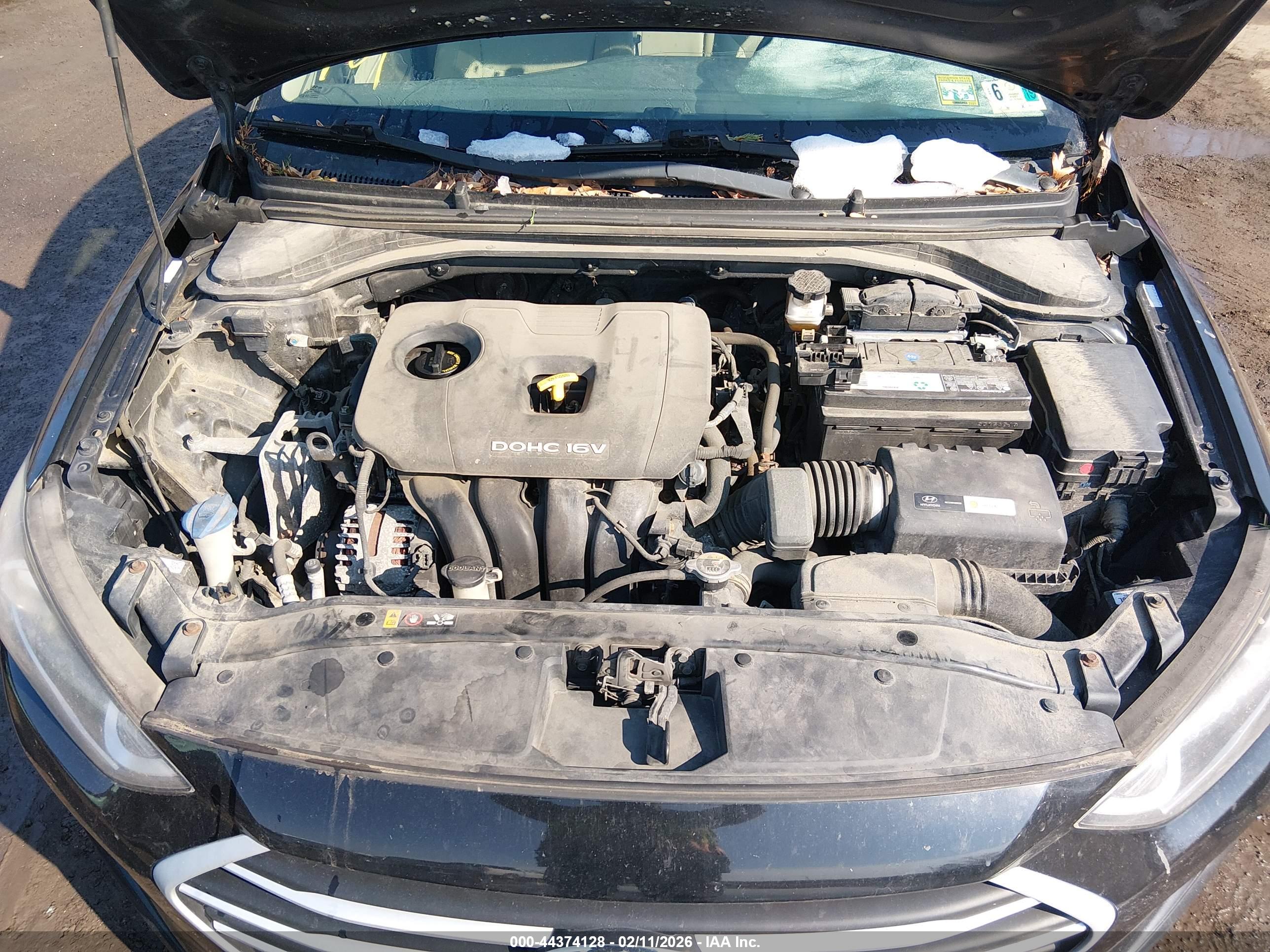 HYUNDAI ELANTRA image 10