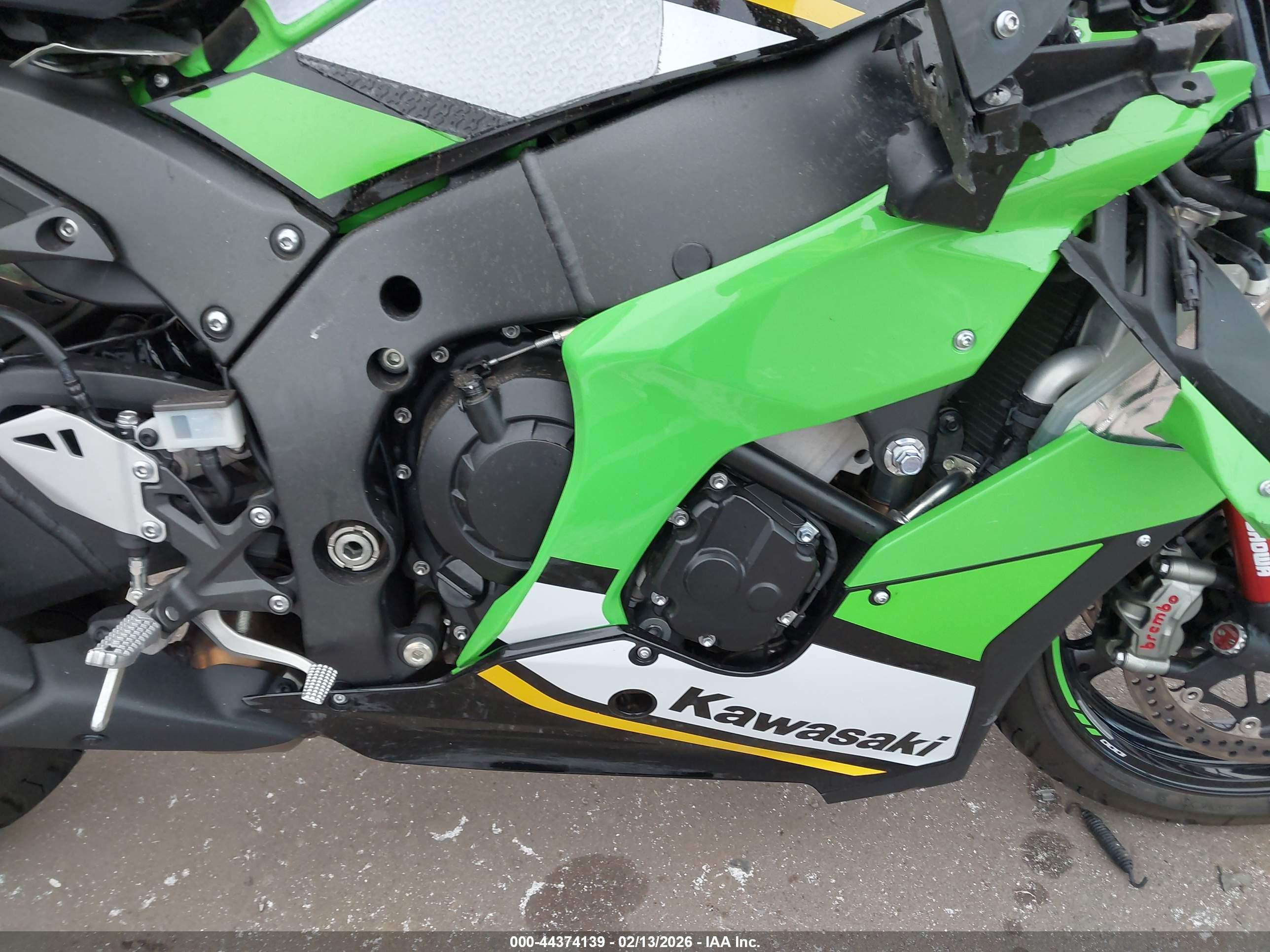 KAWASAKI ZX1002 image 8