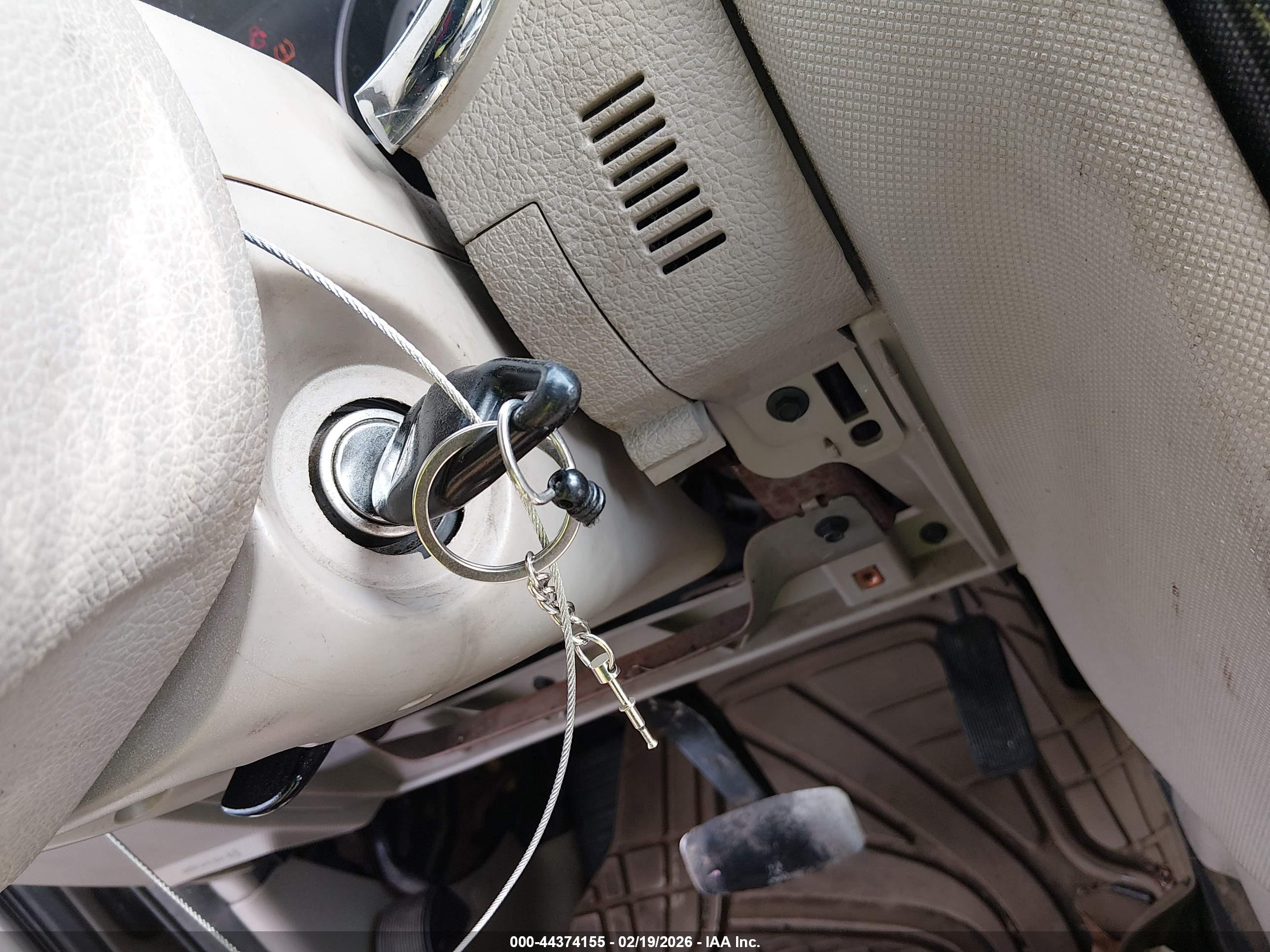 FORD EXPLORER image 11
