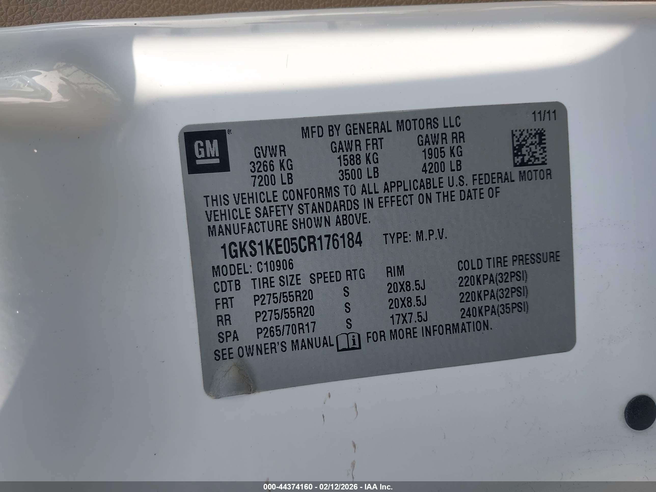 GMC YUKON image 9