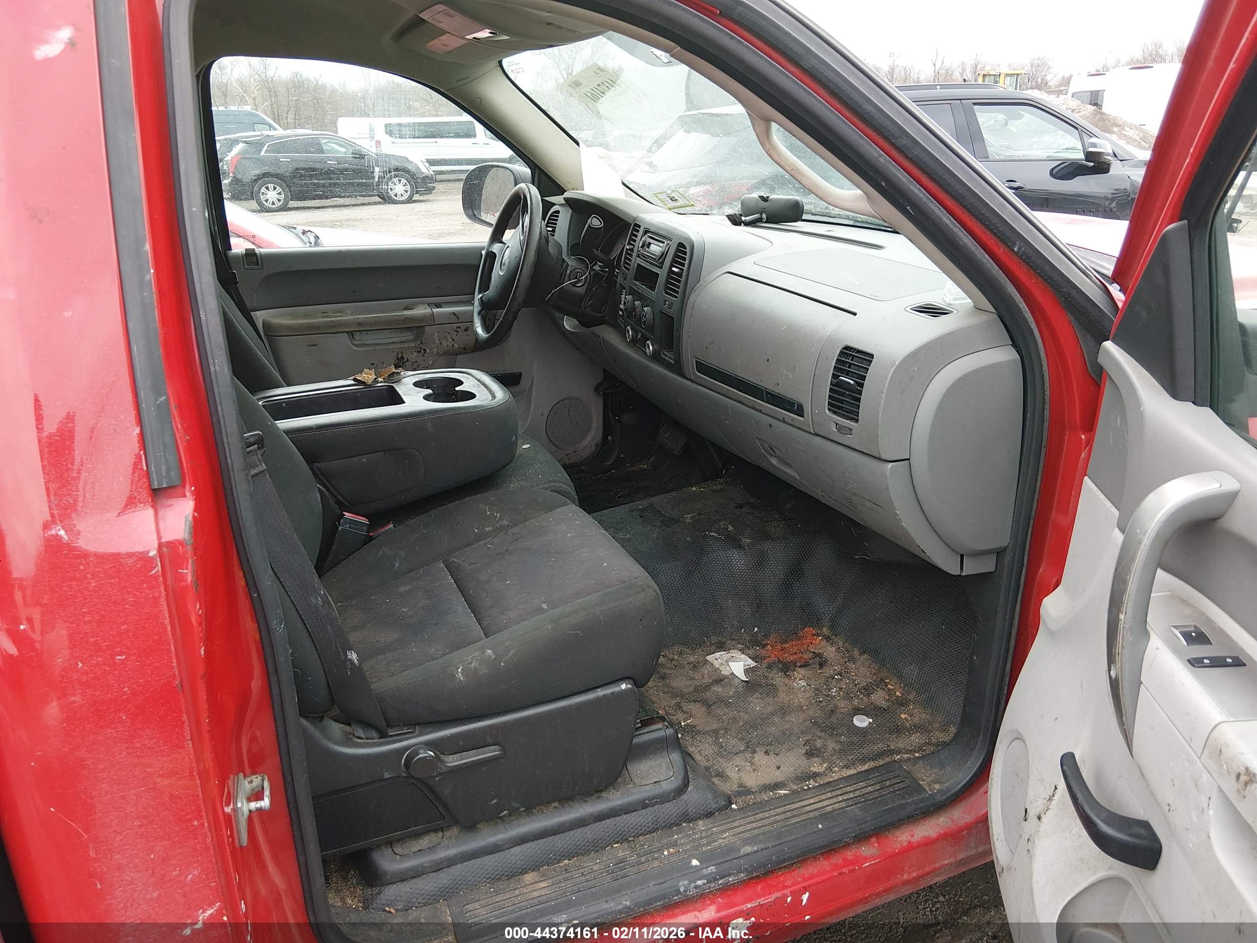 GMC SIERRA image 5