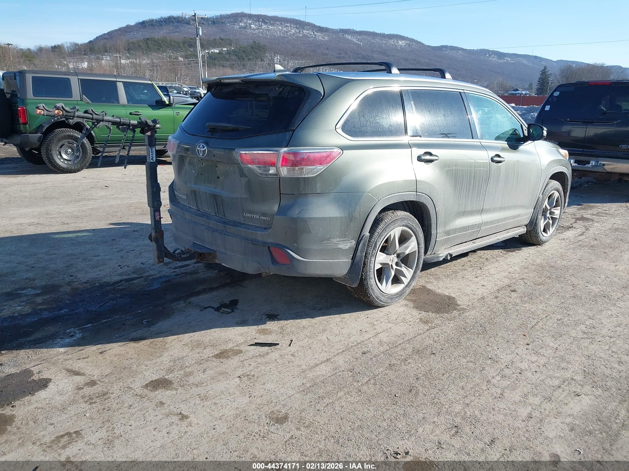TOYOTA HIGHLANDER image 4