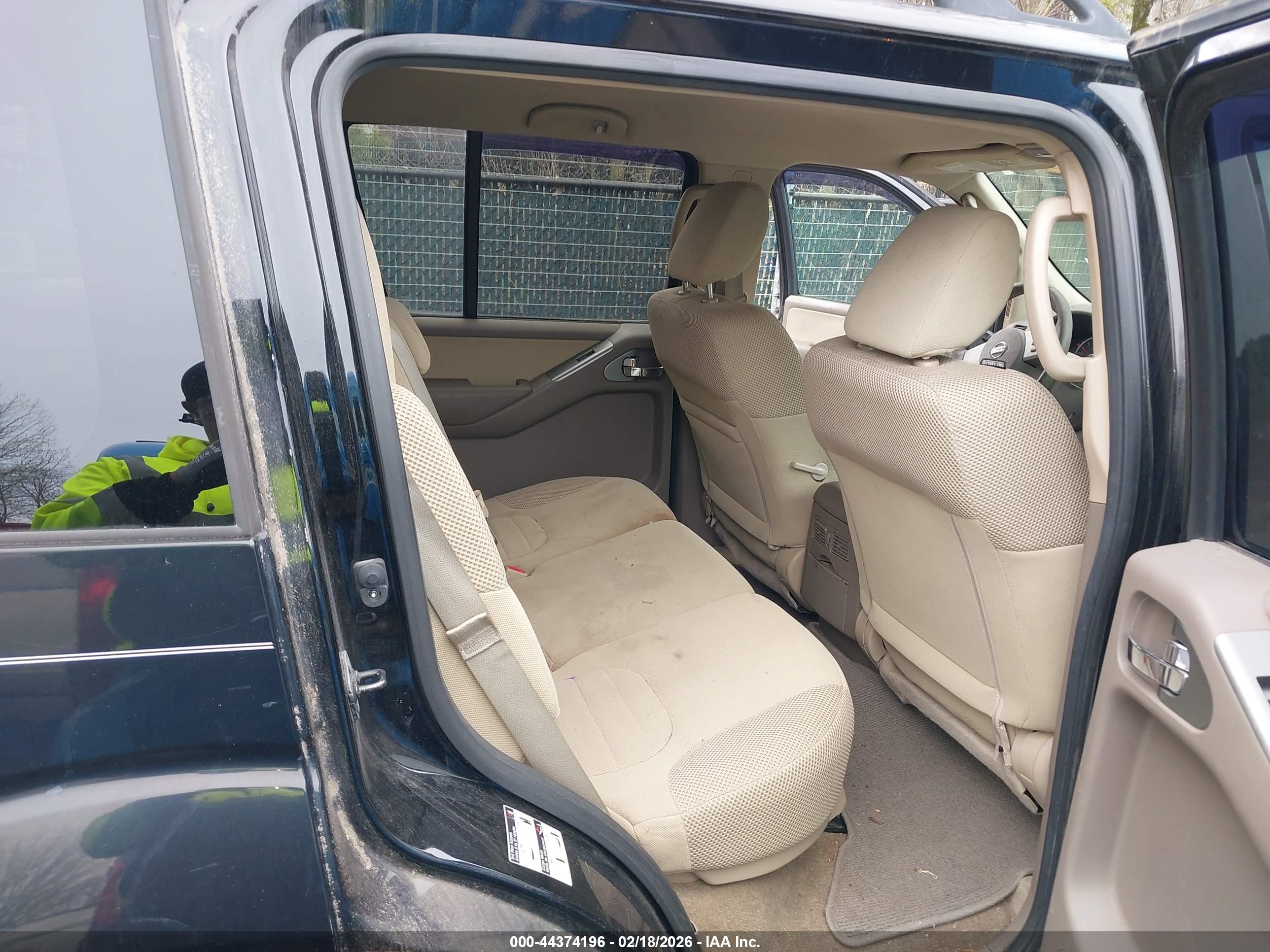 NISSAN PATHFINDER image 8