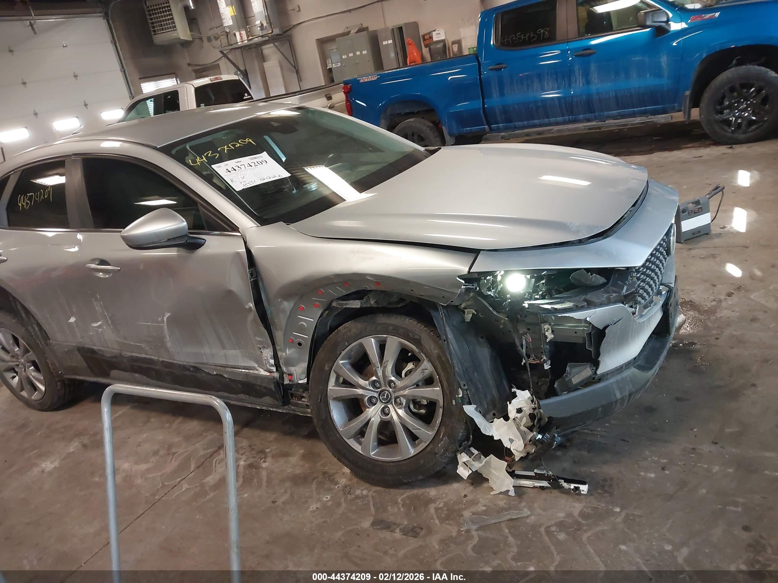 MAZDA CX-30 image 6