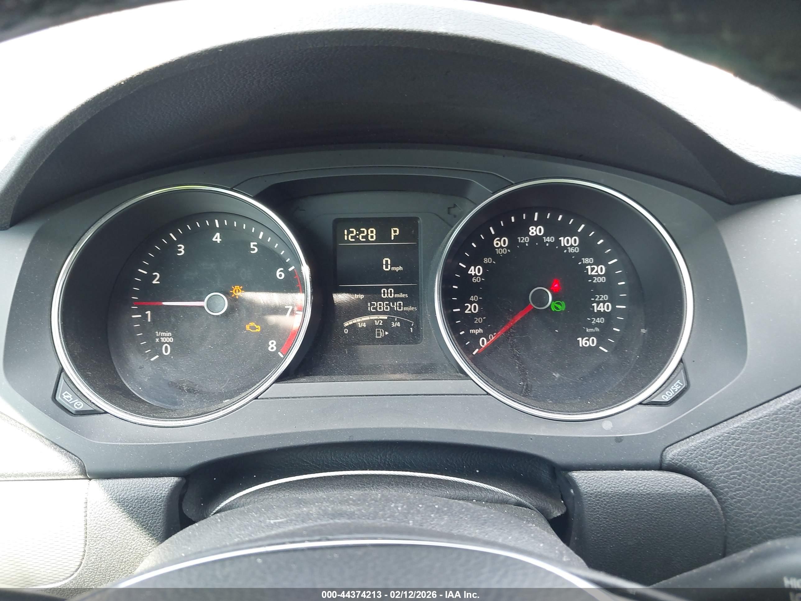 VOLKSWAGEN JETTA image 7