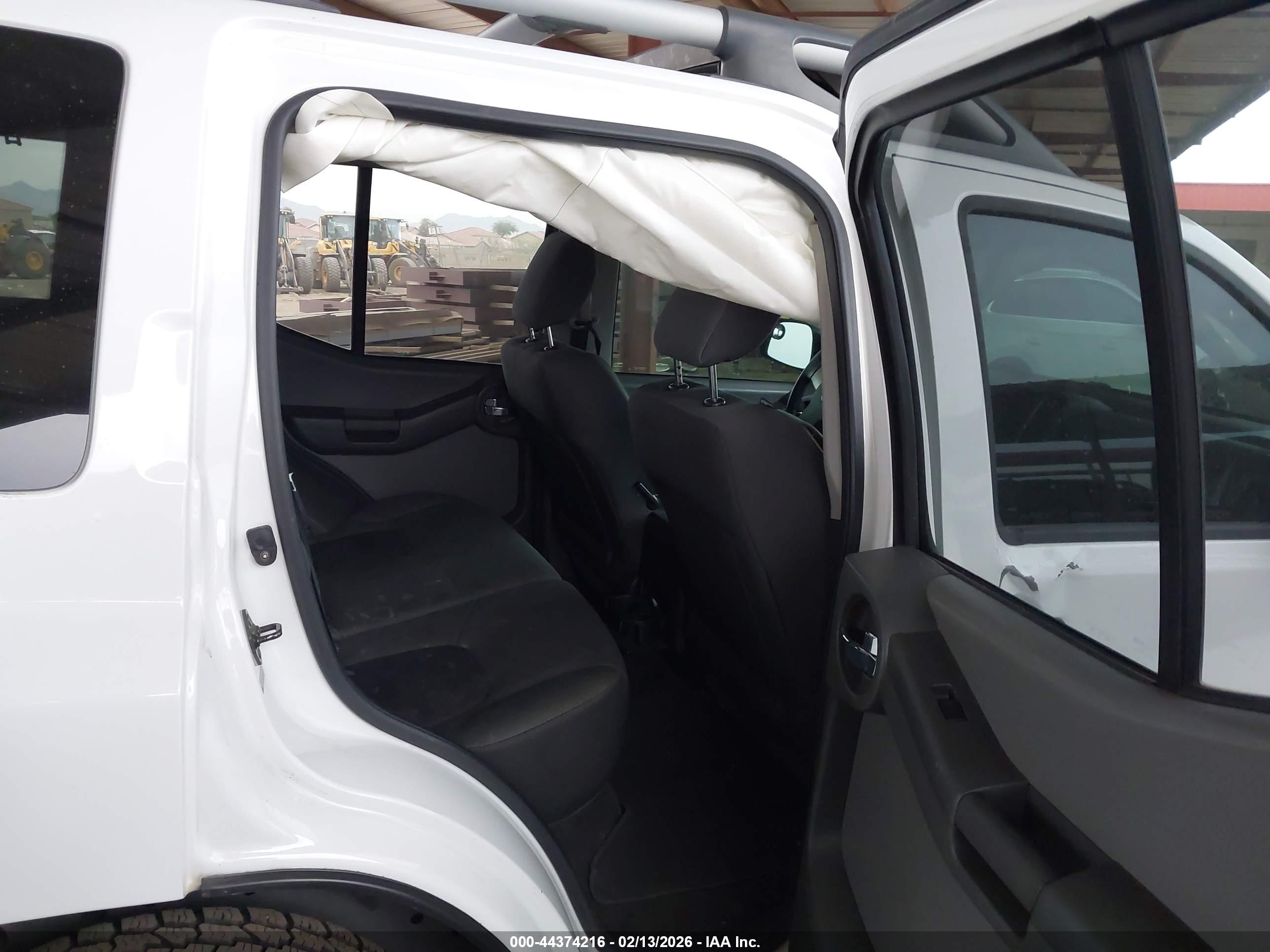 NISSAN XTERRA image 8
