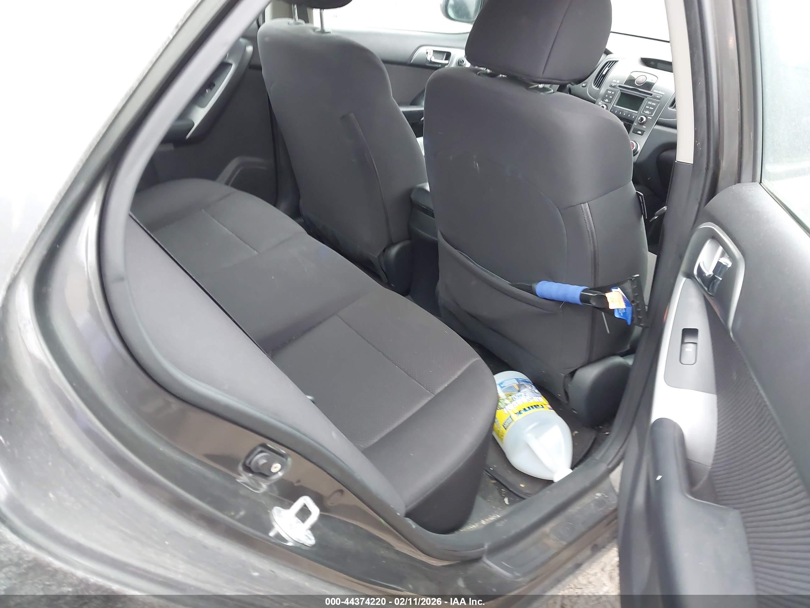KIA FORTE image 8