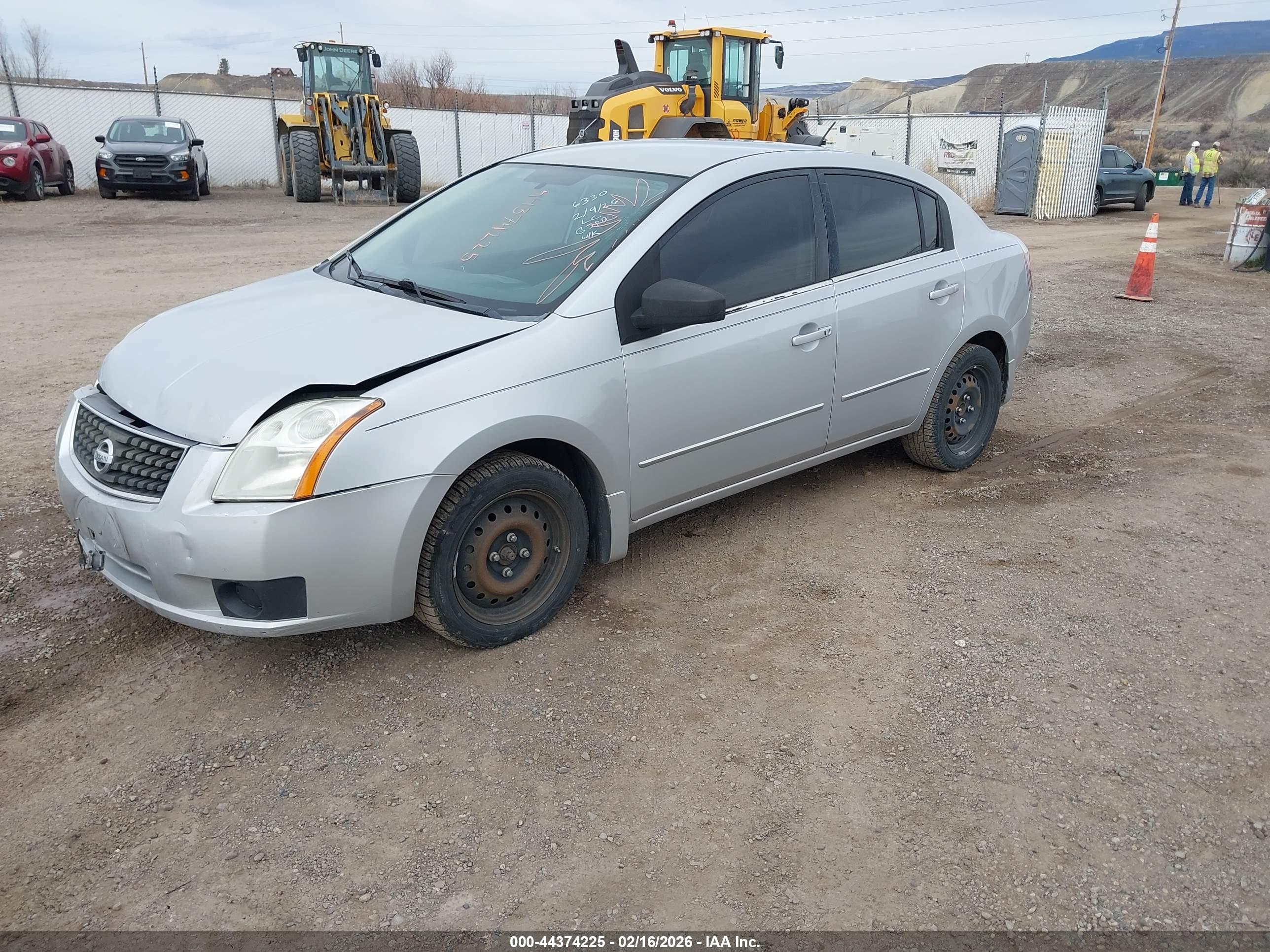 NISSAN SENTRA image 2