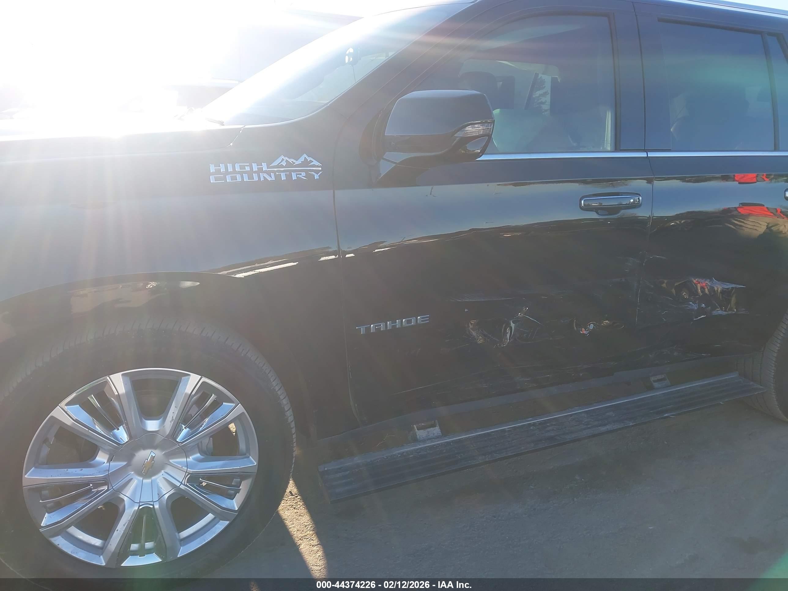 CHEVROLET TAHOE image 6