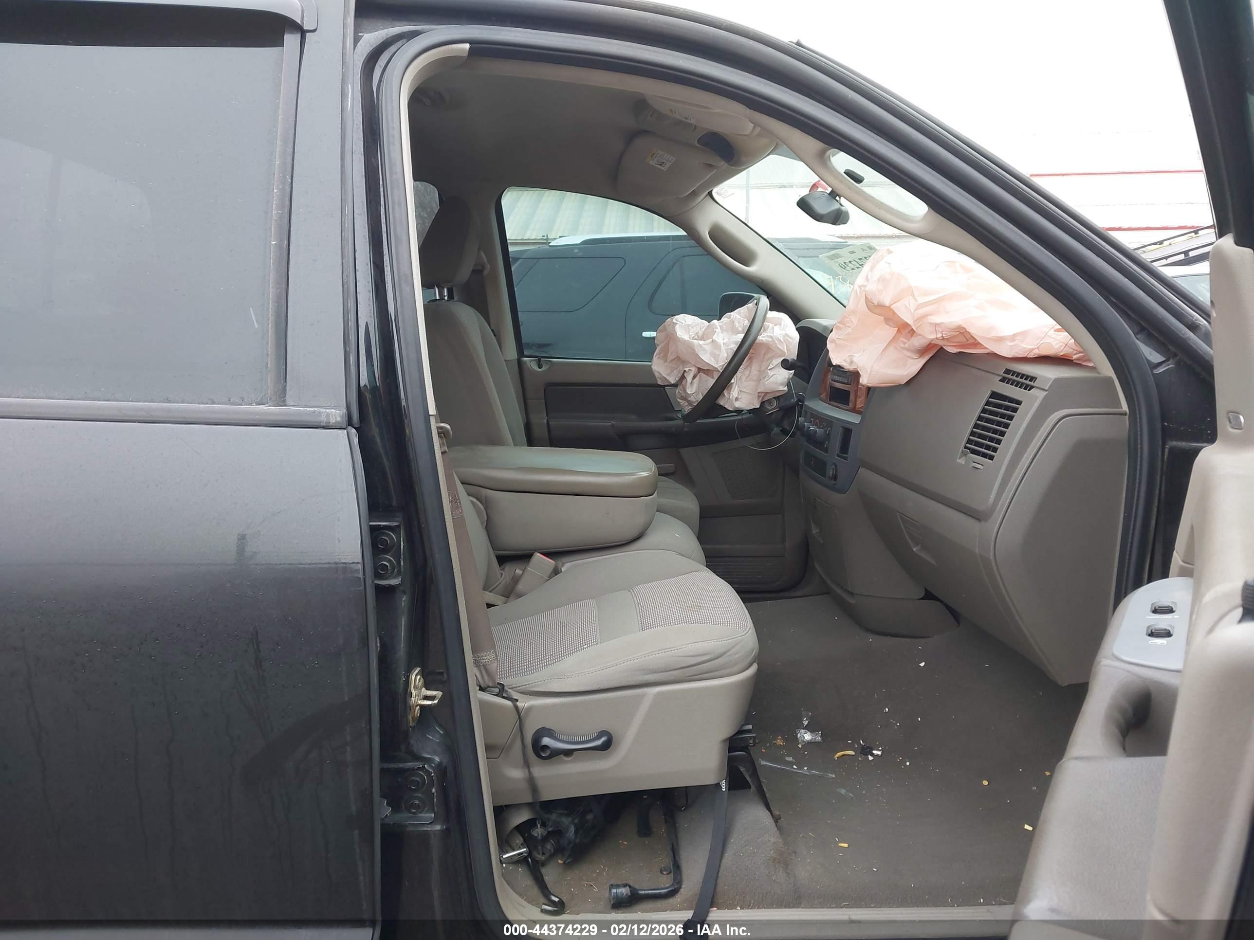DODGE RAM image 5