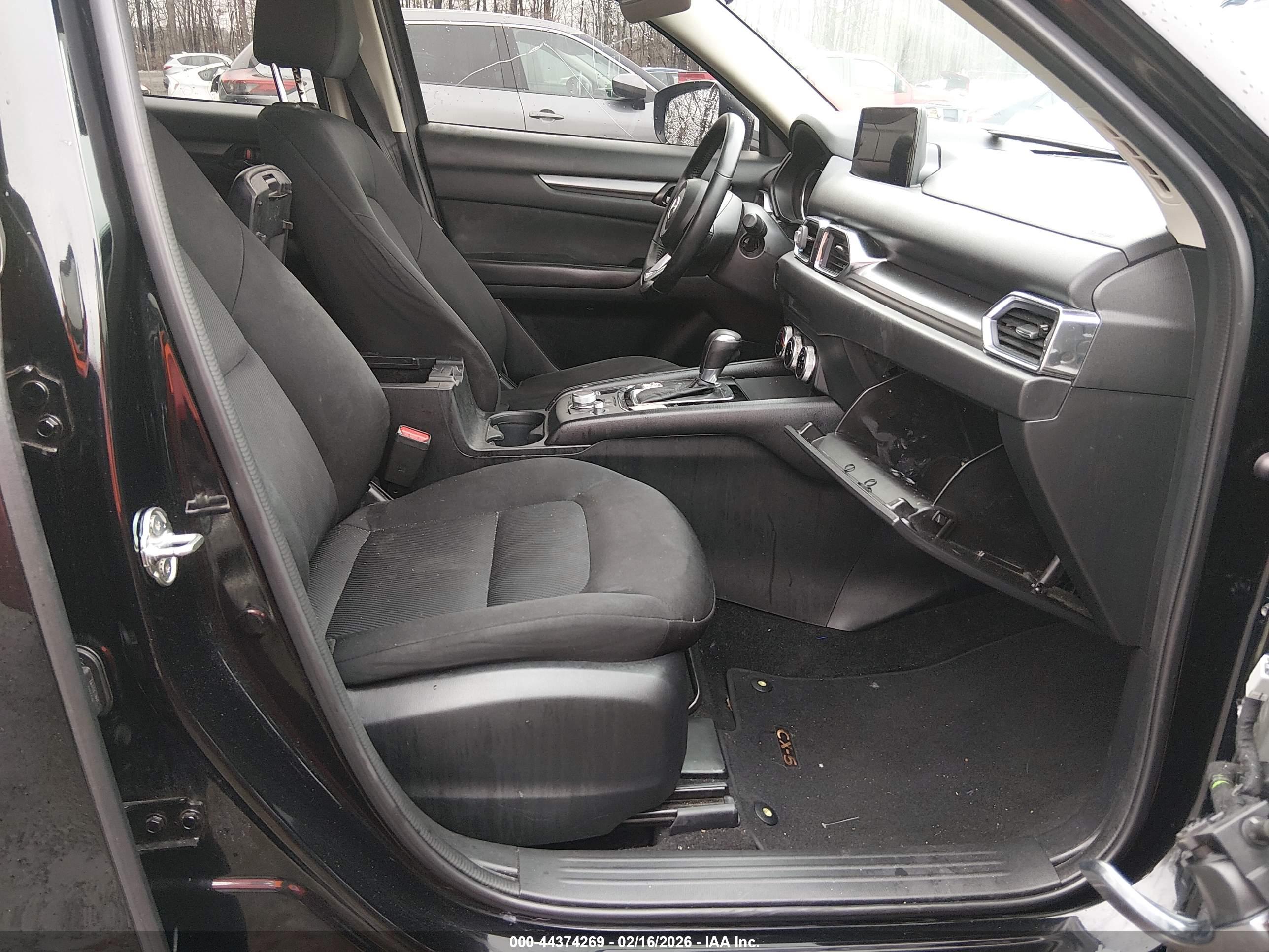 MAZDA CX-5 image 5
