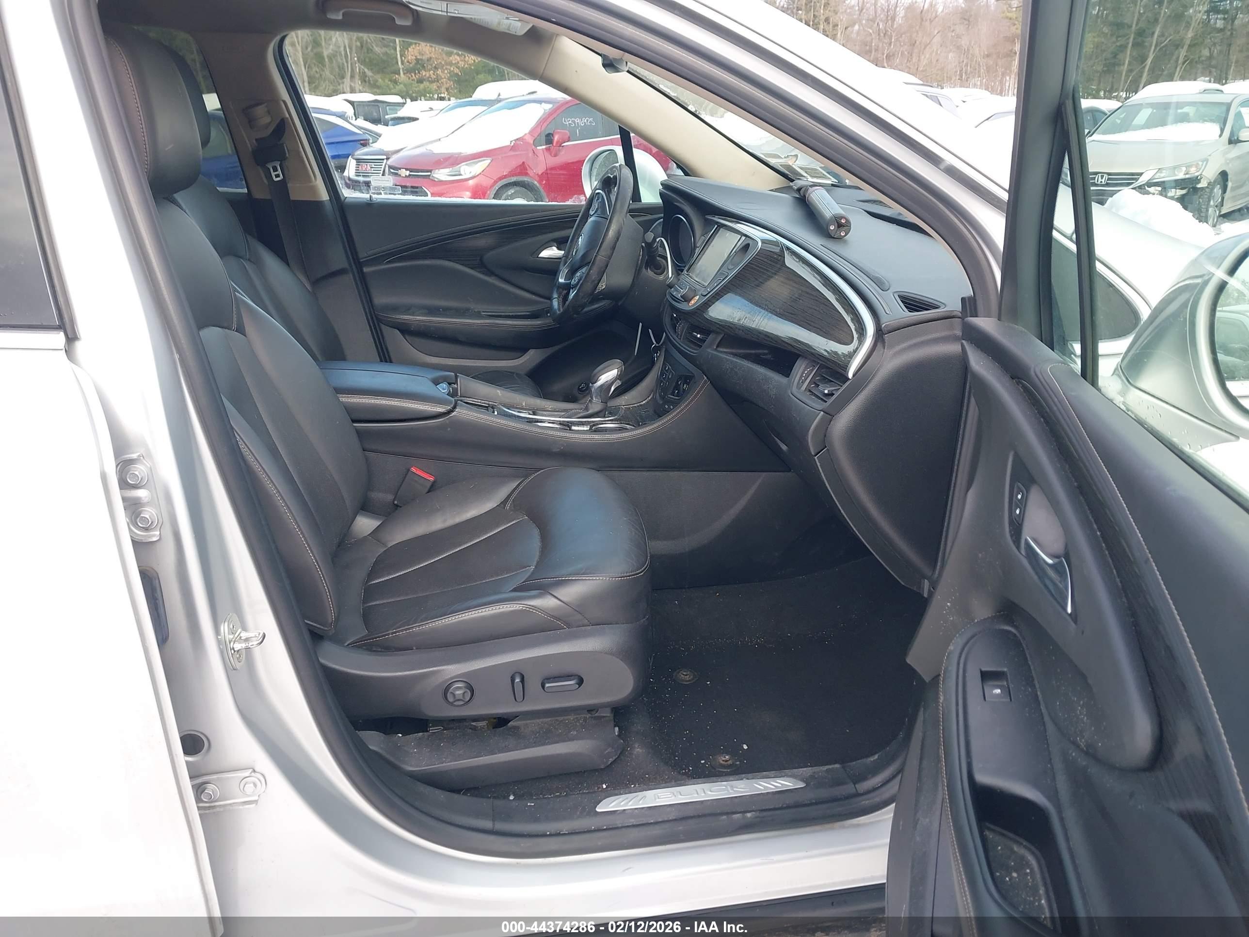 BUICK ENVISION image 5