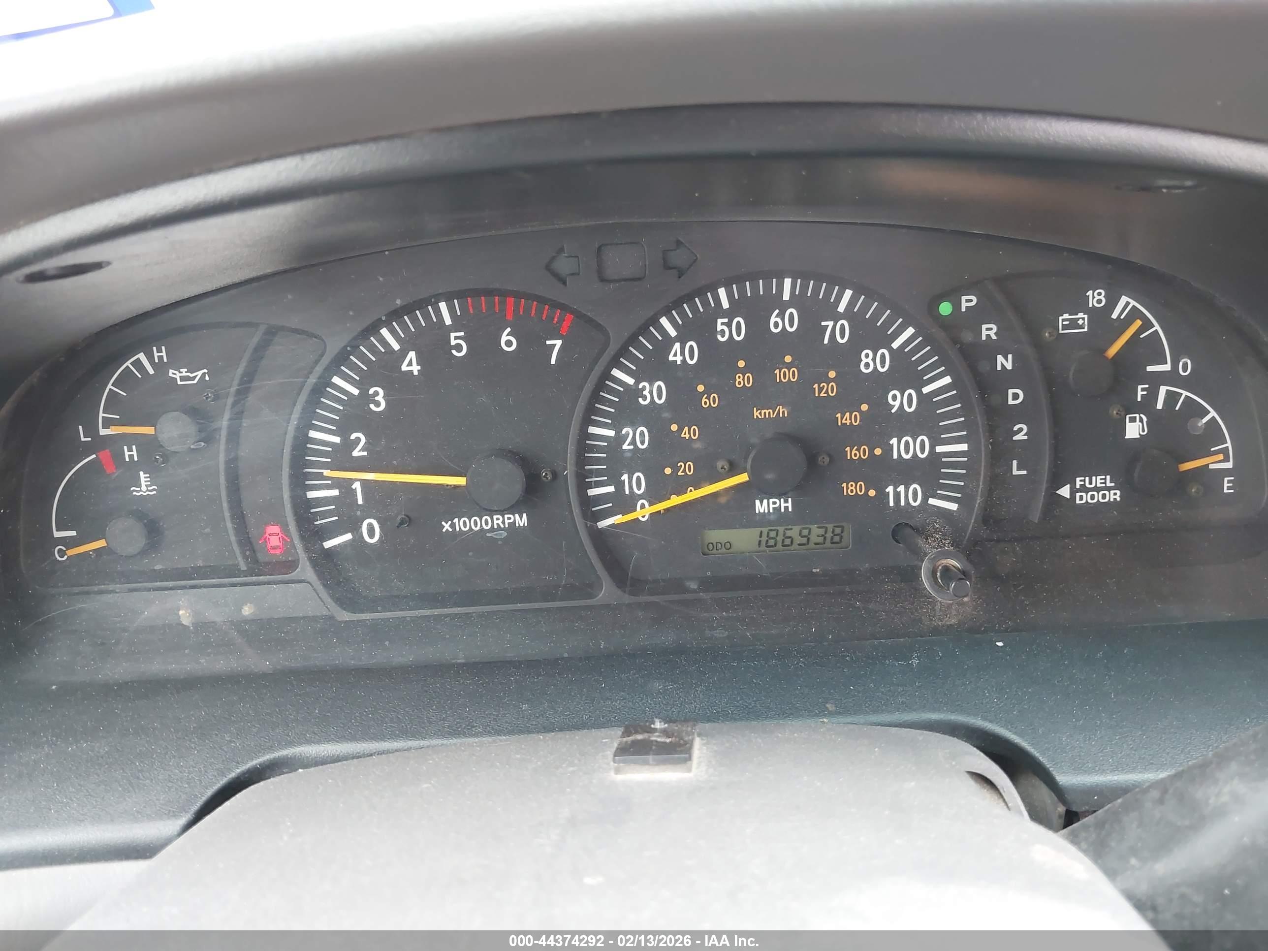 TOYOTA TUNDRA image 7
