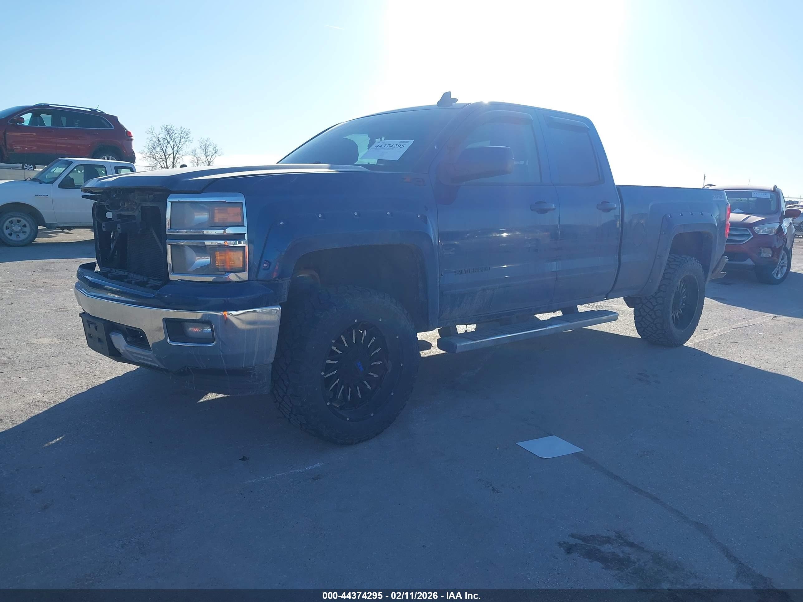 CHEVROLET SILVERADO image 2