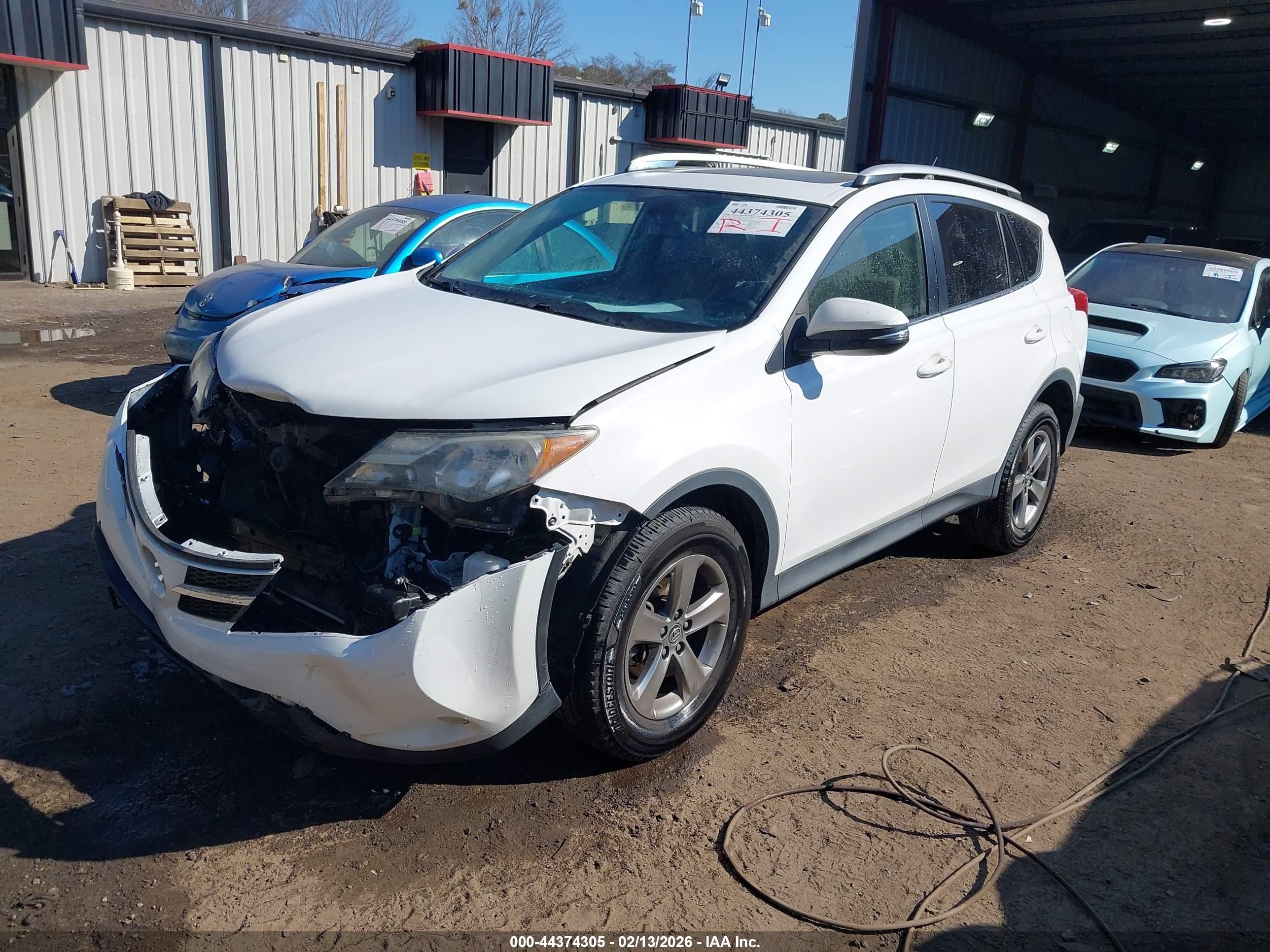 TOYOTA RAV4 image 2