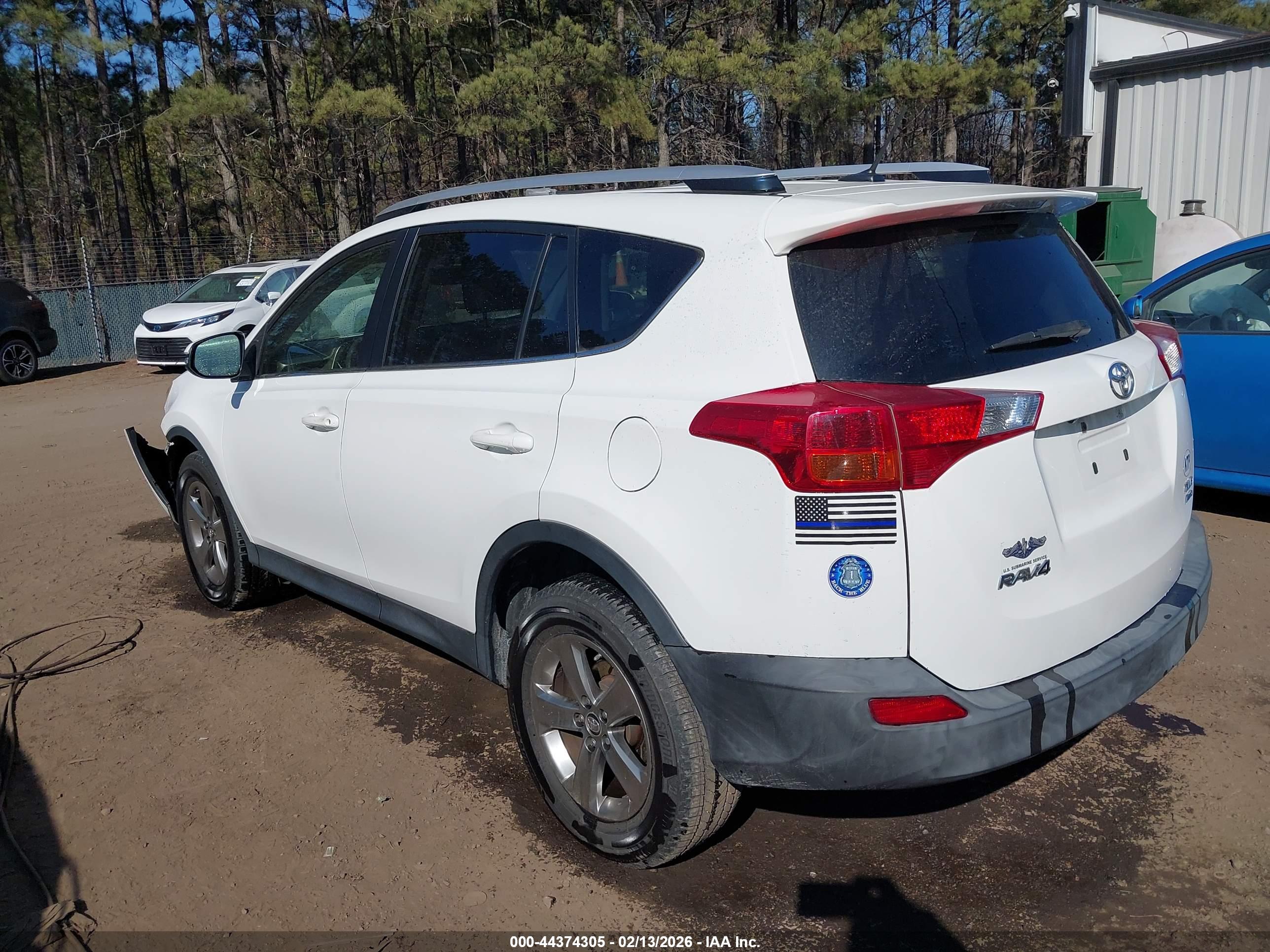 TOYOTA RAV4 image 3