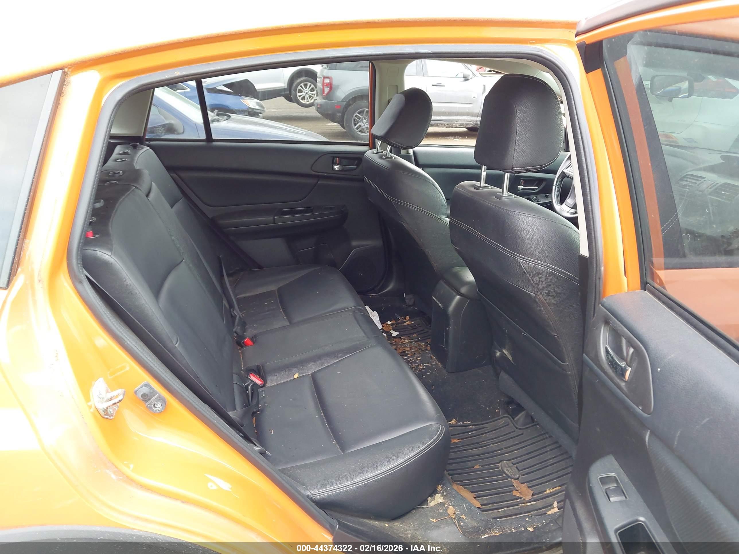 SUBARU XV image 8