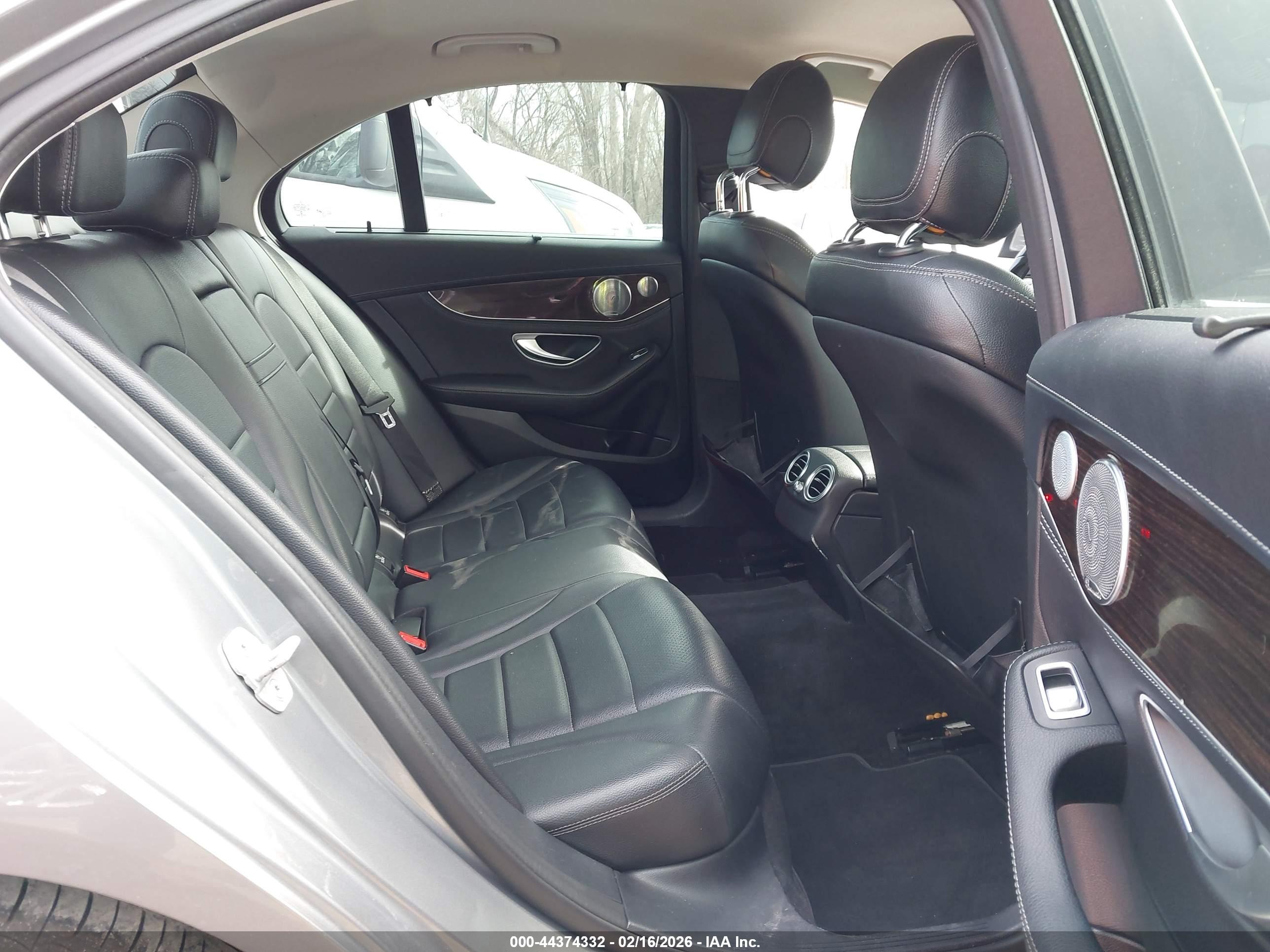 MERCEDES-BENZ C image 8