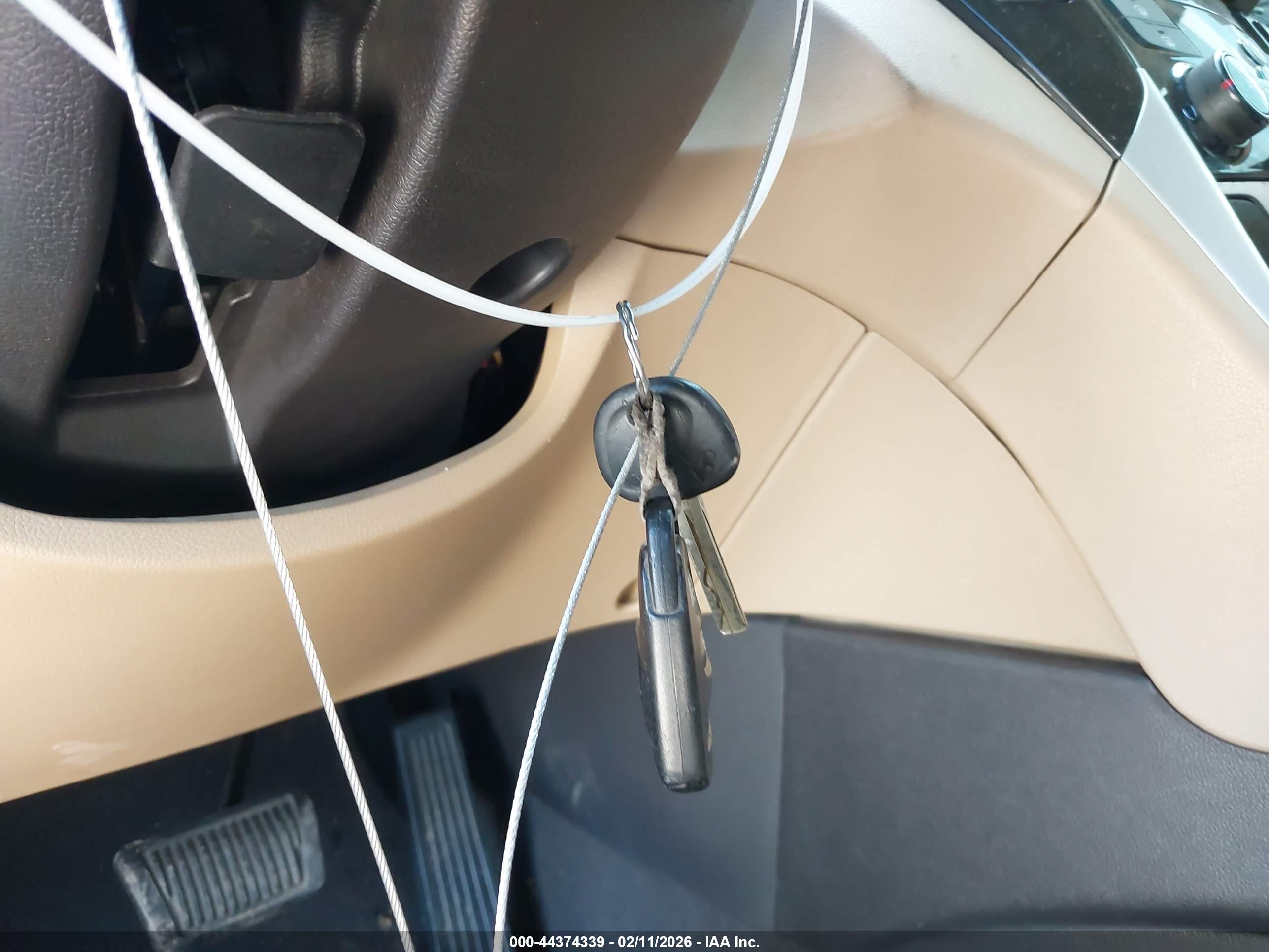 HYUNDAI SONATA image 11