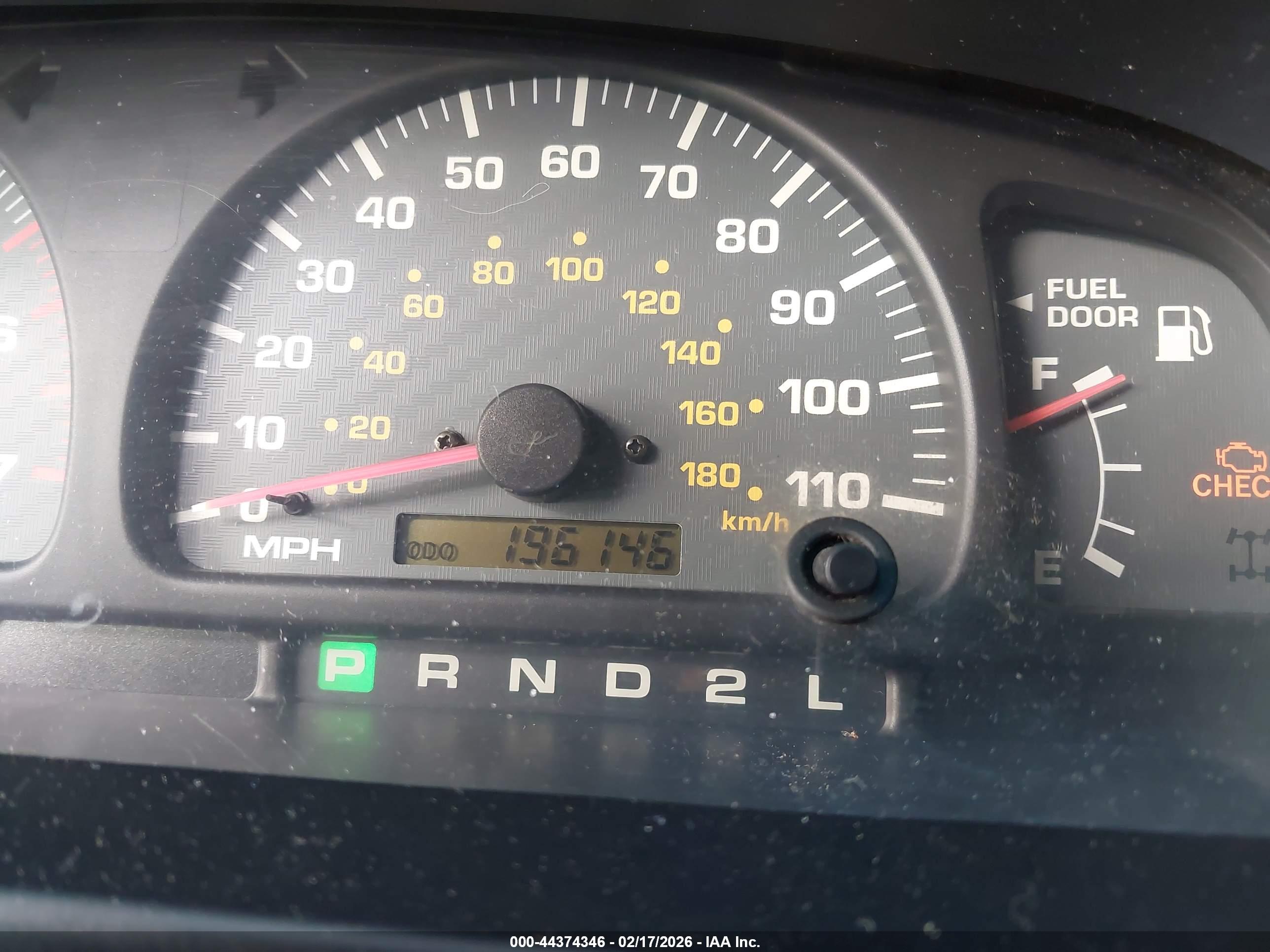 TOYOTA 4RUNNER image 7