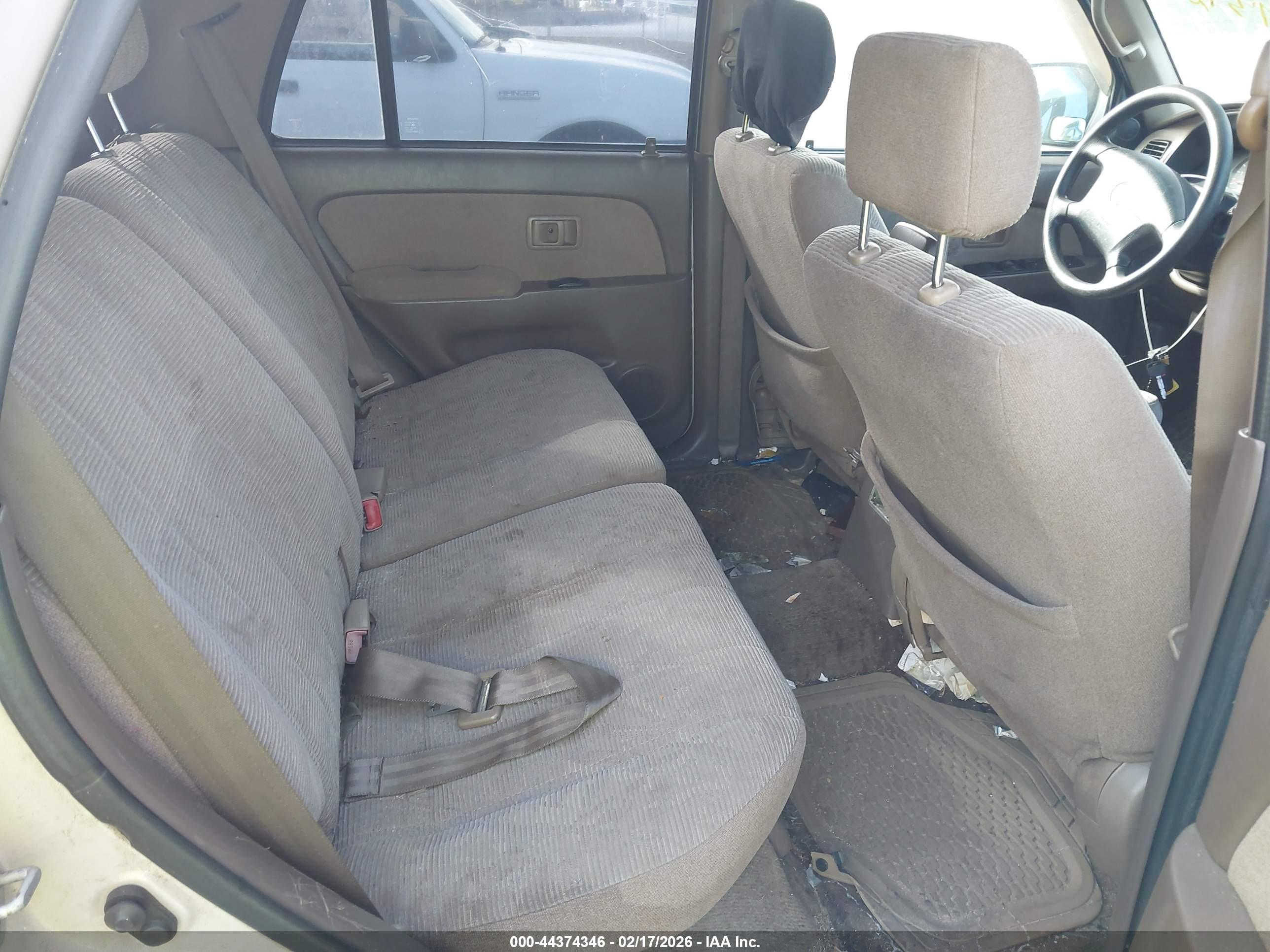 TOYOTA 4RUNNER image 8