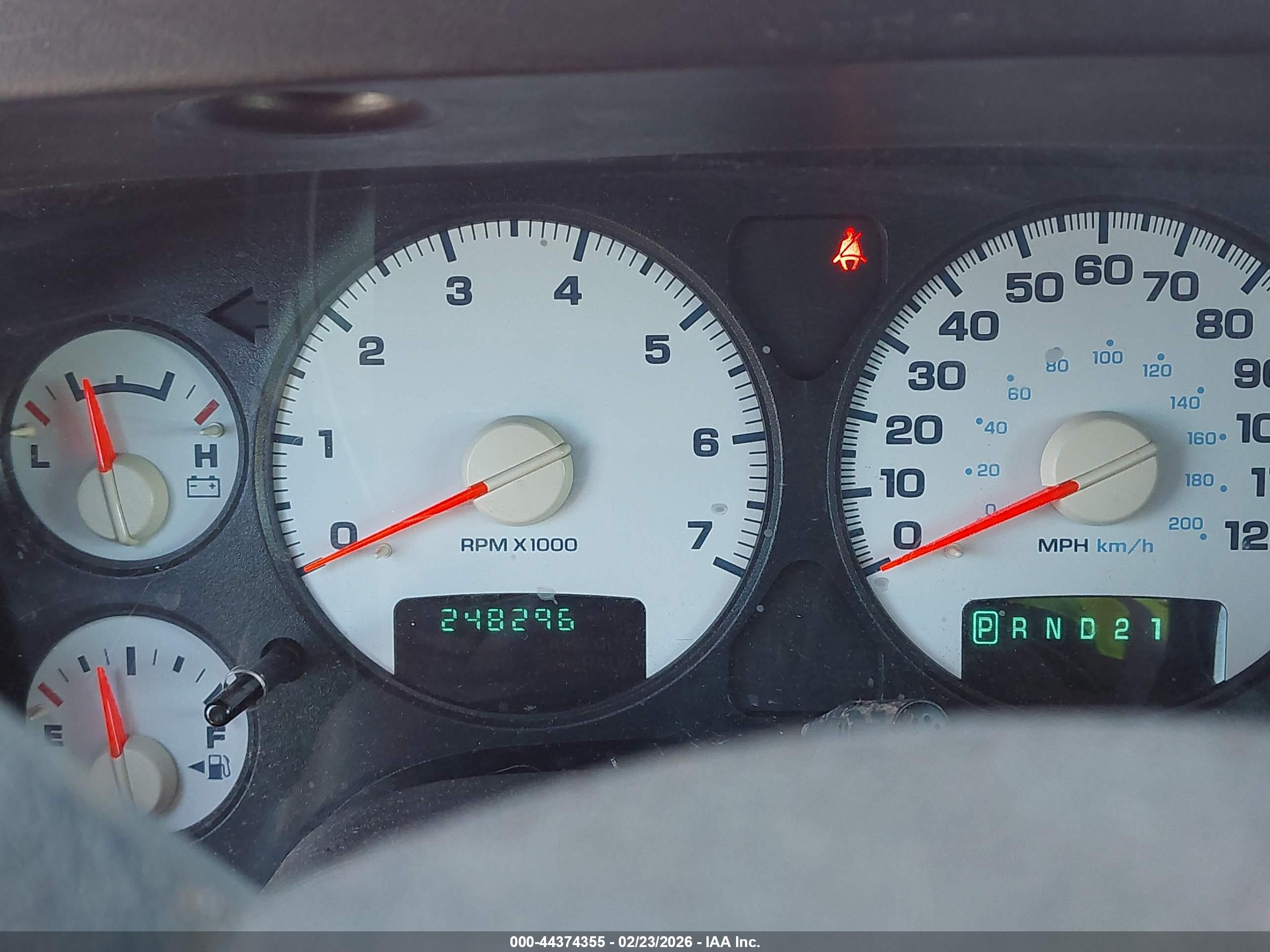 DODGE RAM image 7