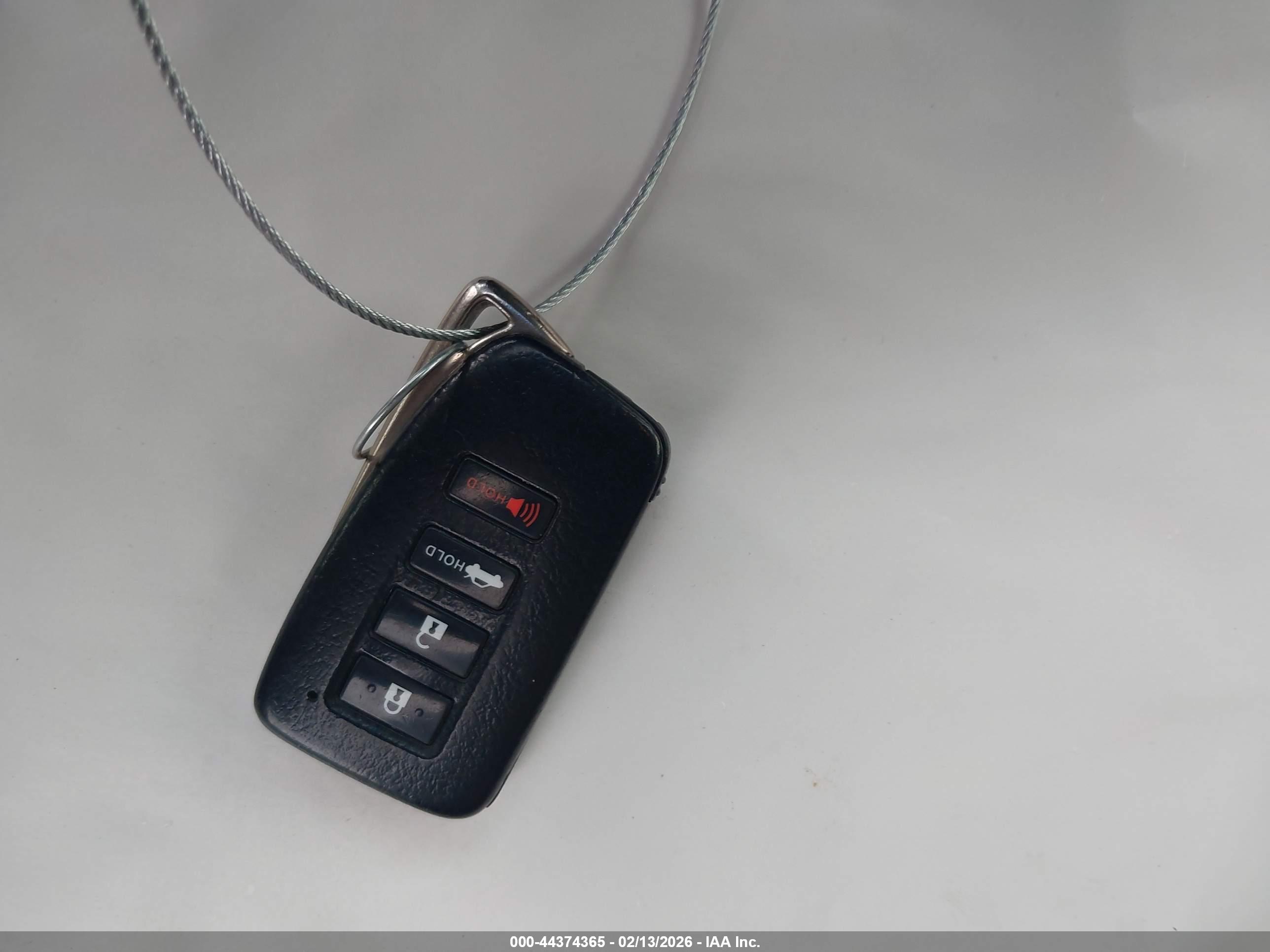 LEXUS ES image 11