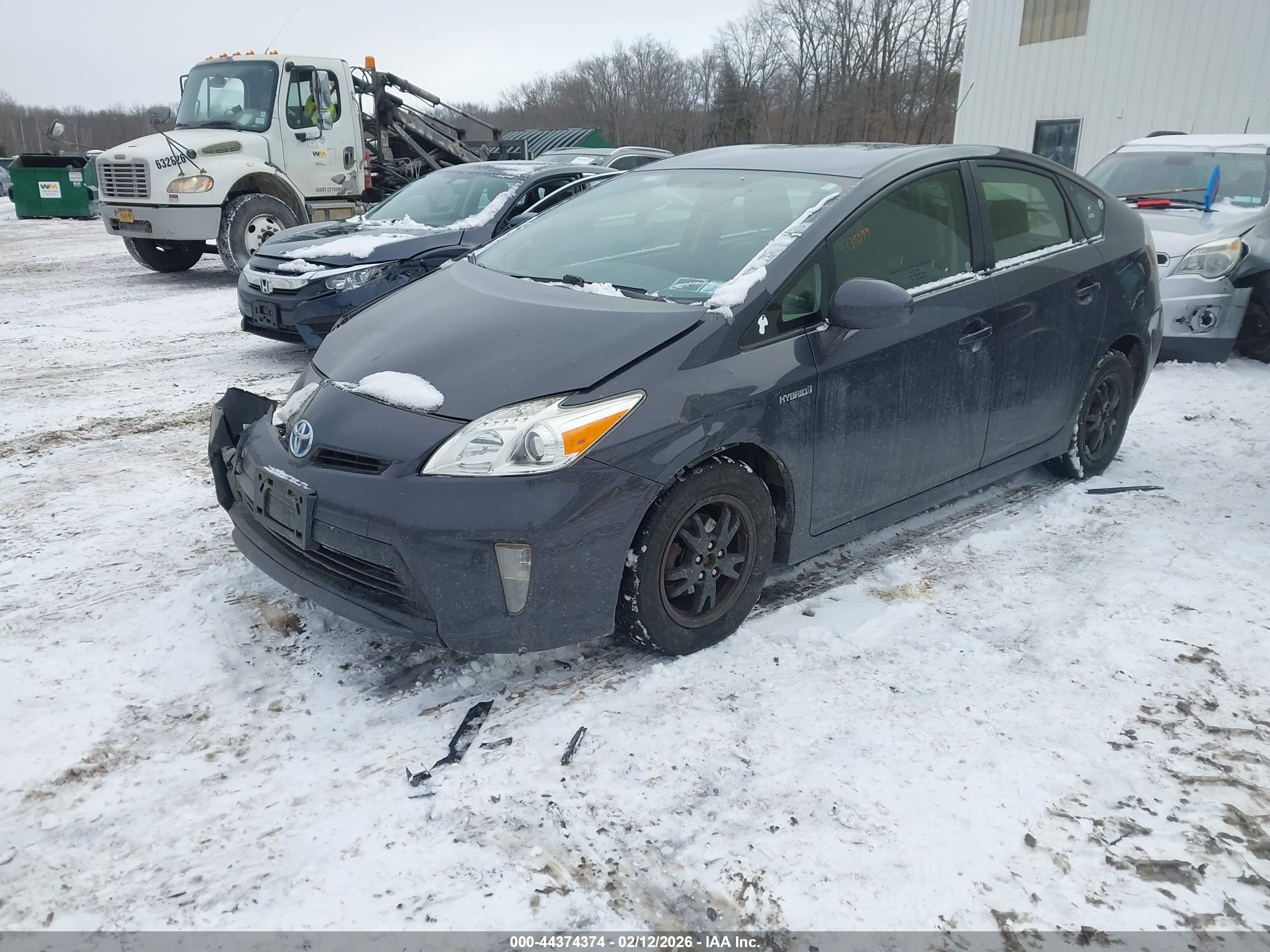 TOYOTA PRIUS image 2