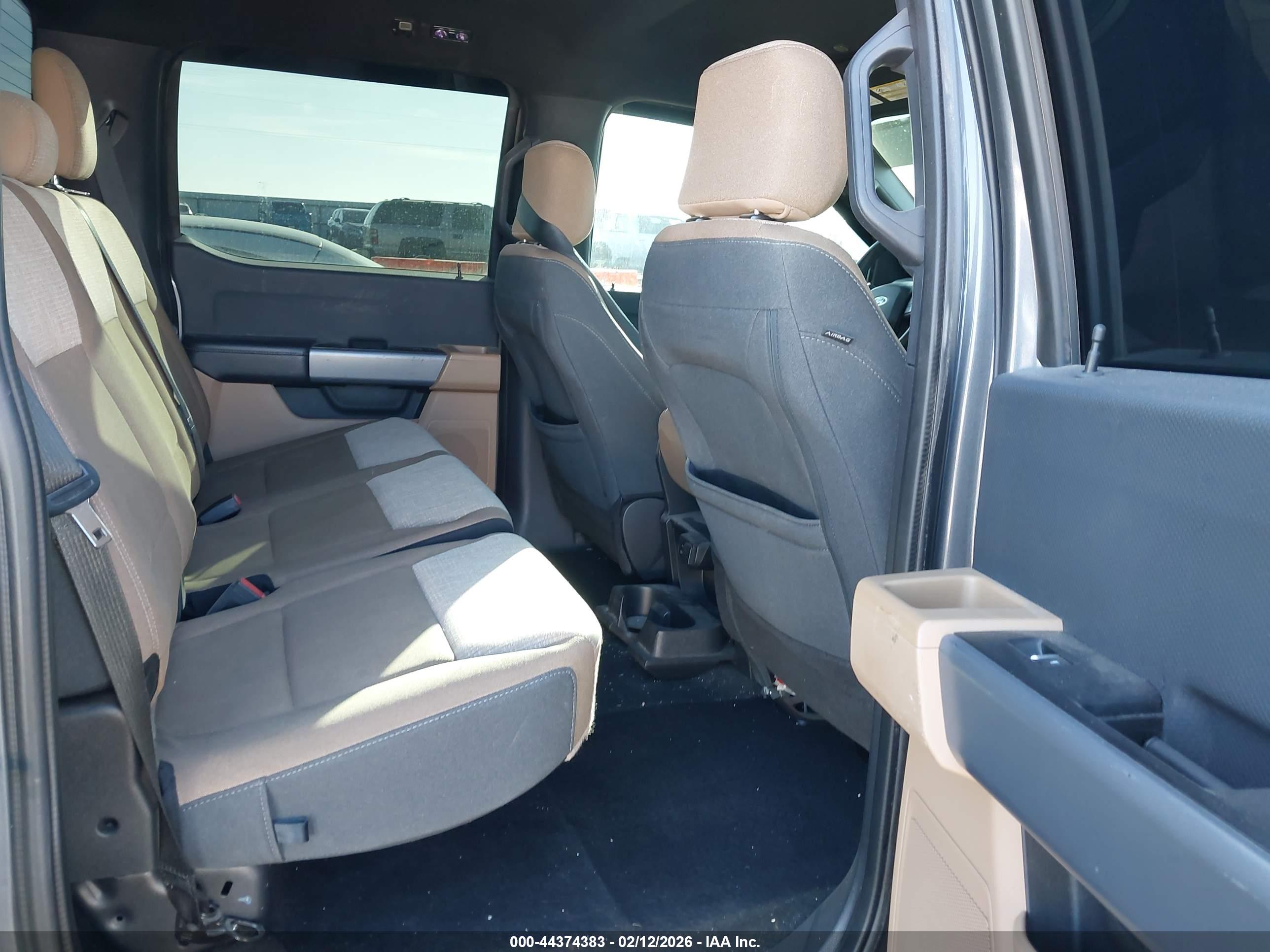 FORD F-150 image 8