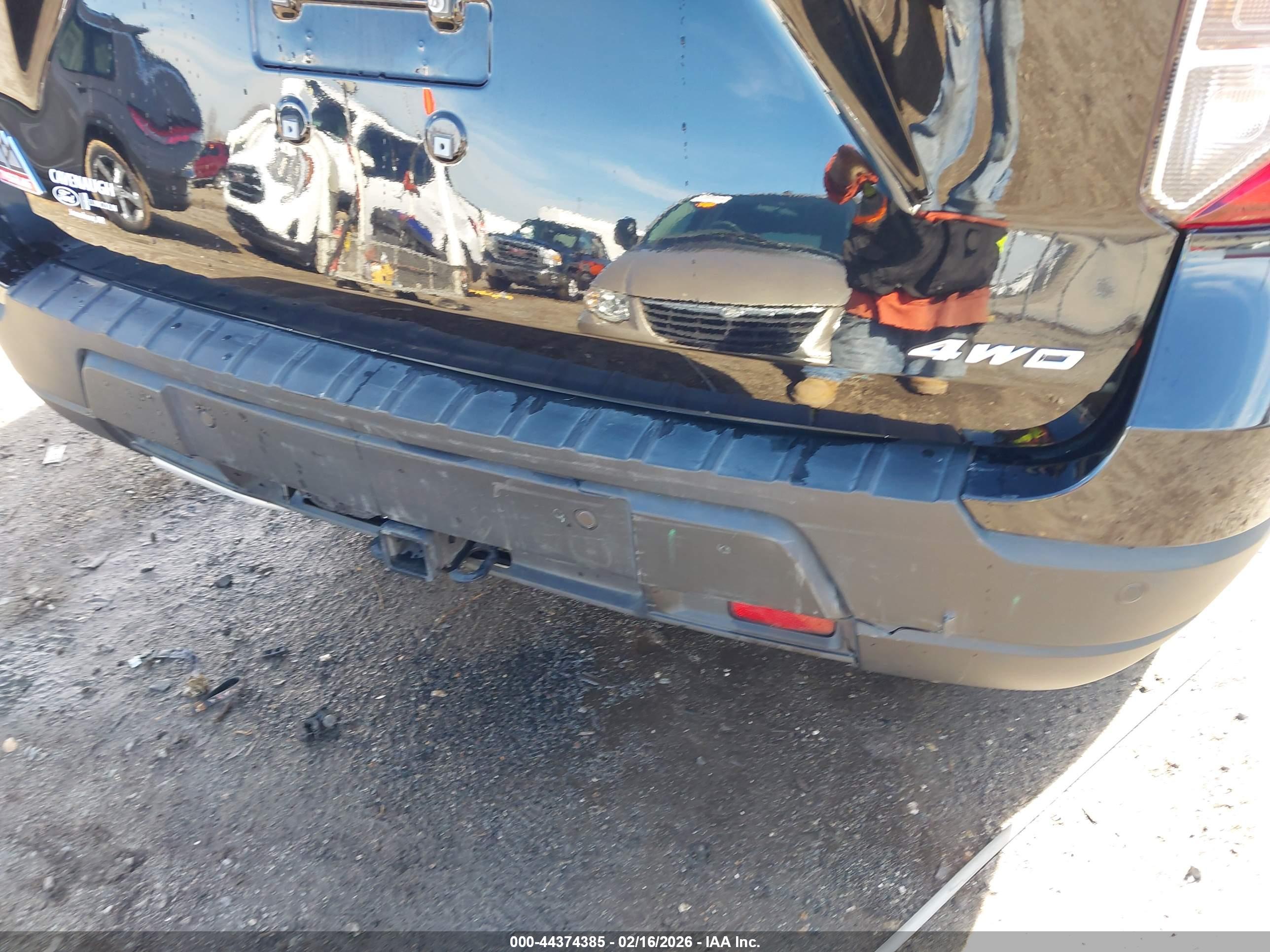 FORD EXPLORER image 6