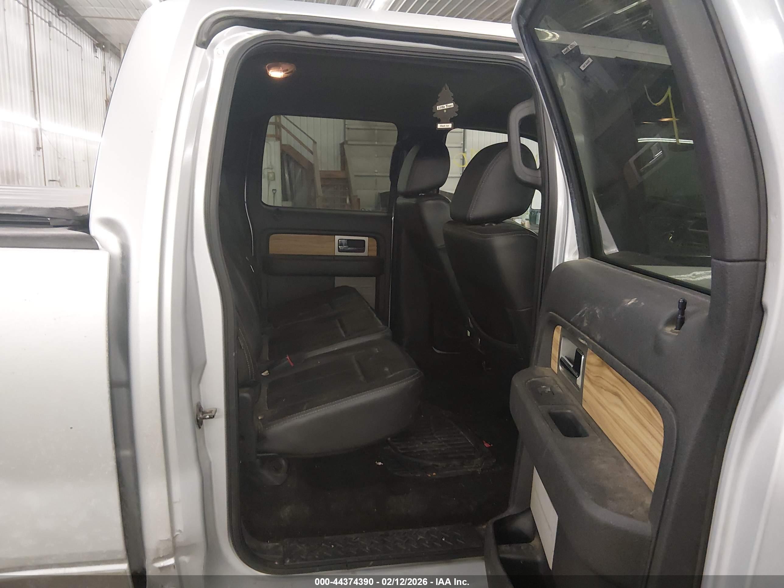 FORD F-150 image 8