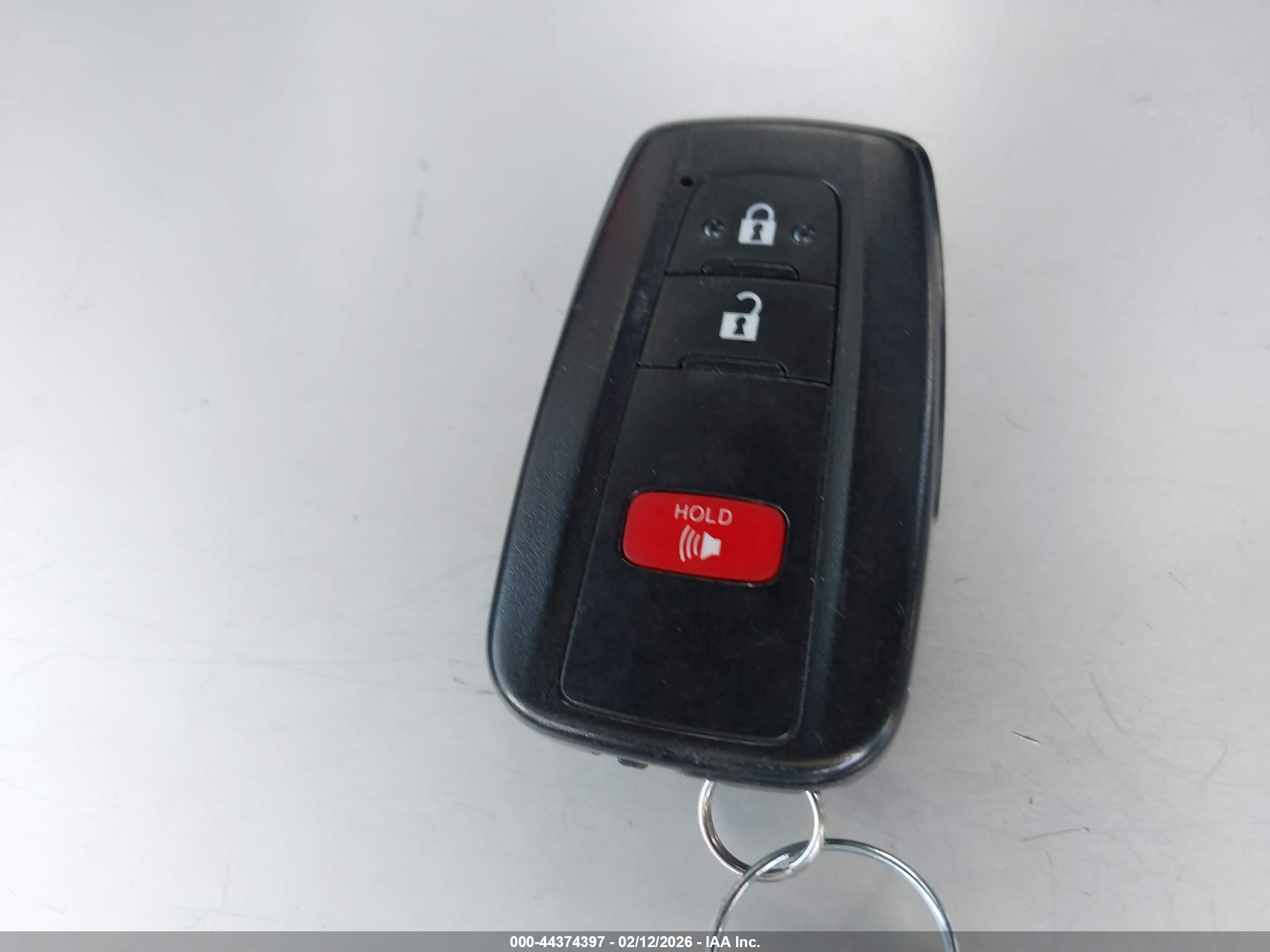 TOYOTA PRIUS image 11