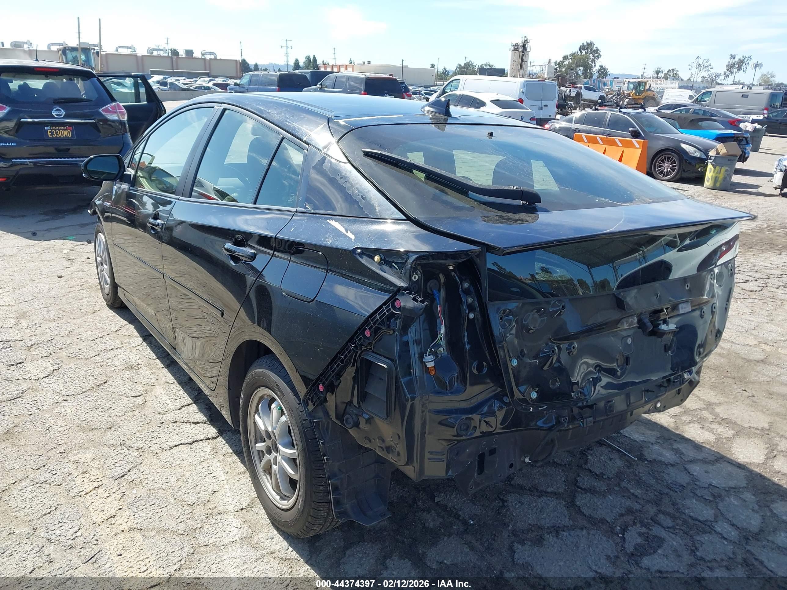 TOYOTA PRIUS image 3