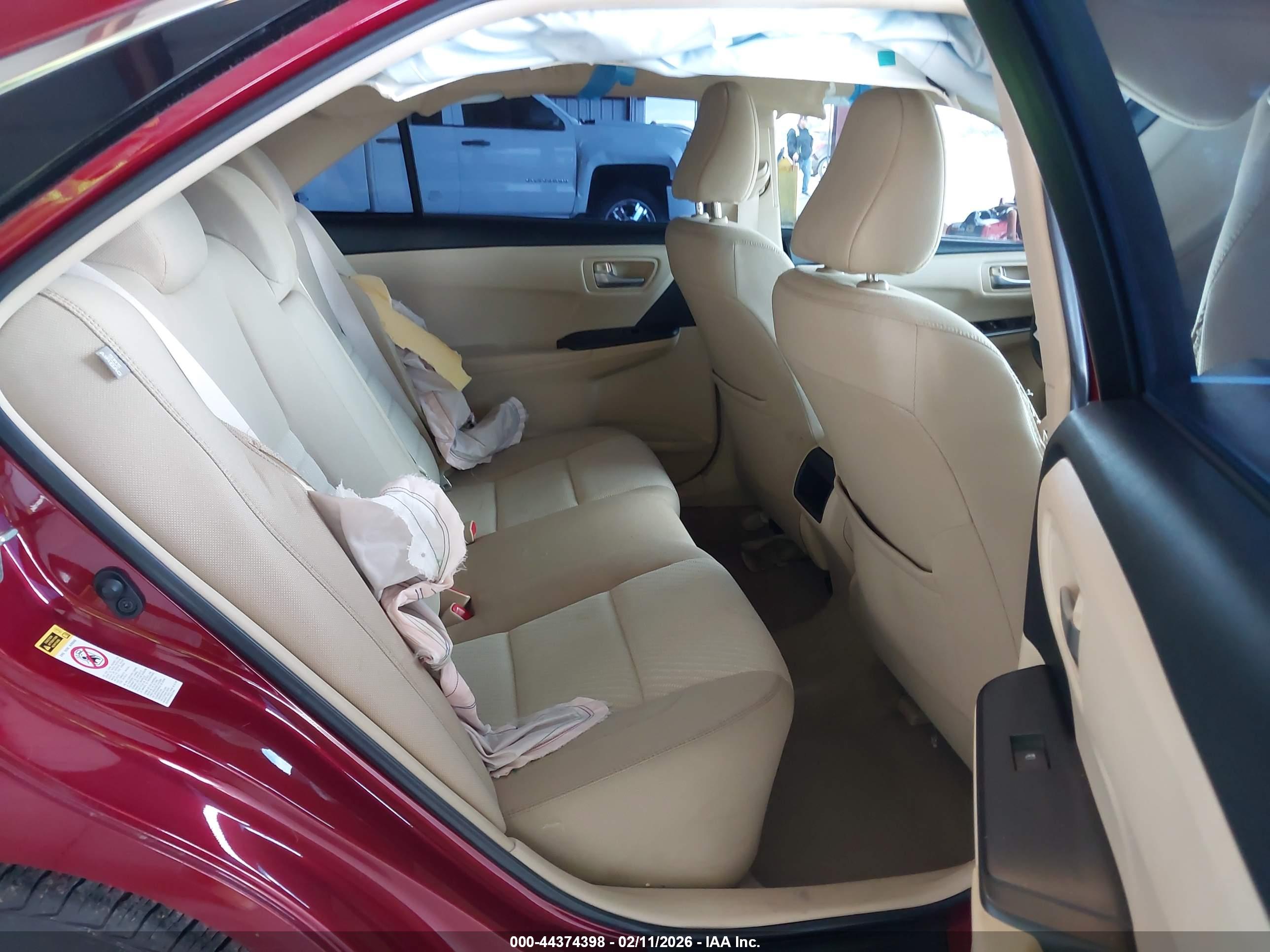 TOYOTA CAMRY image 8
