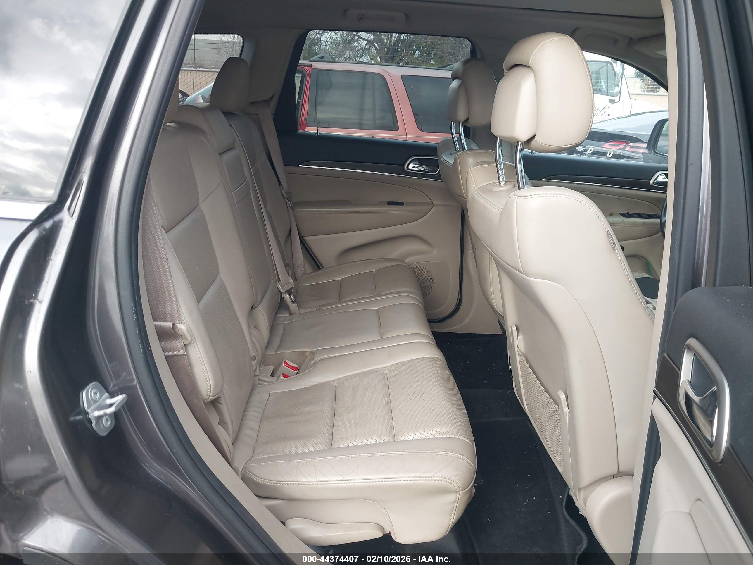JEEP GRAND image 8