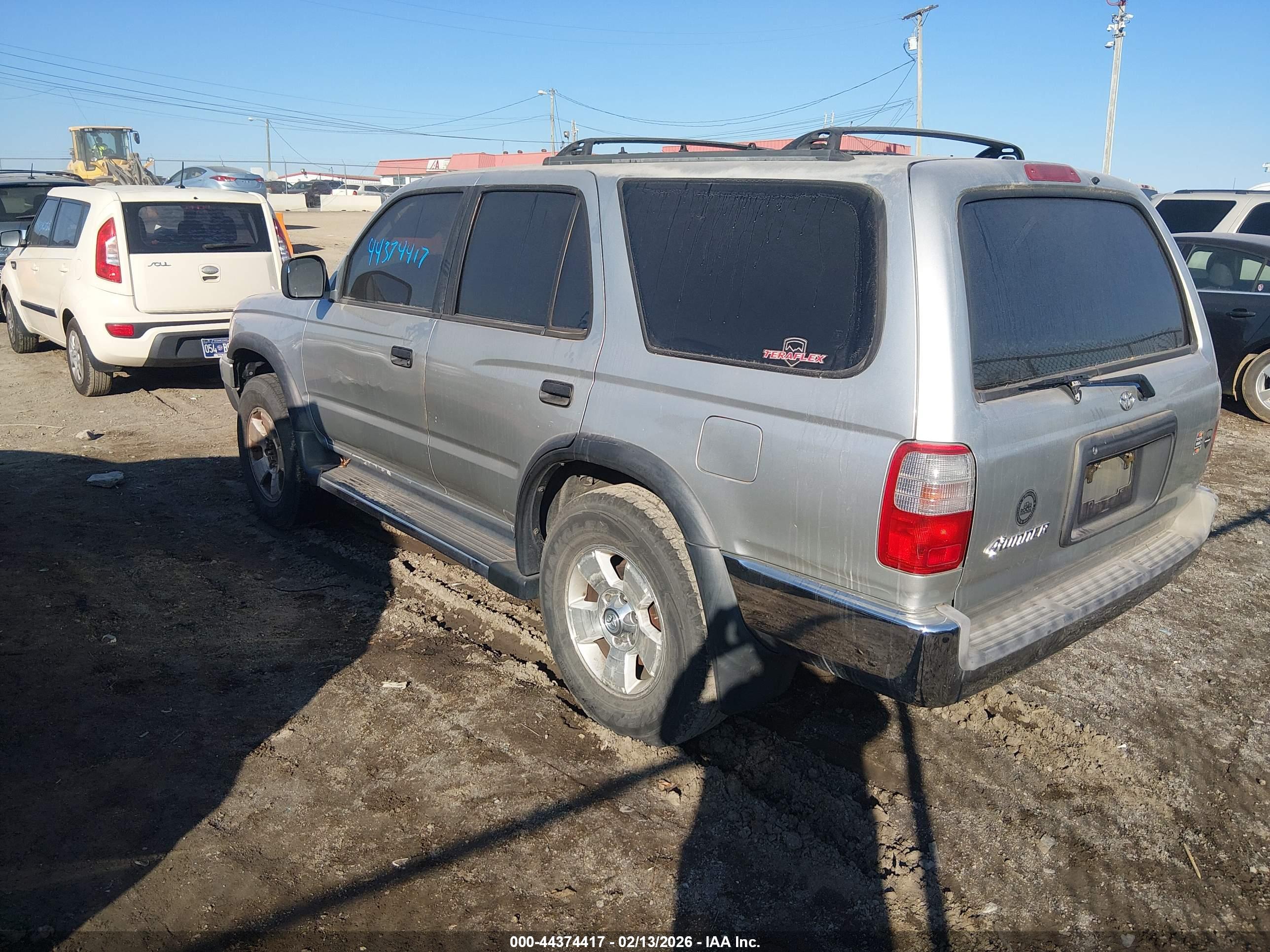 TOYOTA 4RUNNER image 3